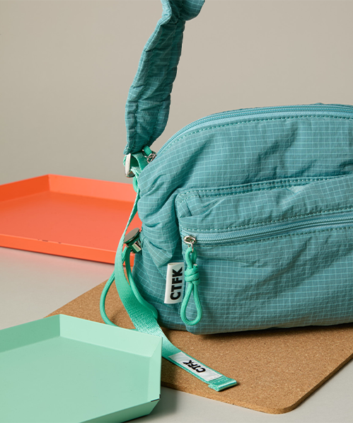 Checked Gathered Body Bag