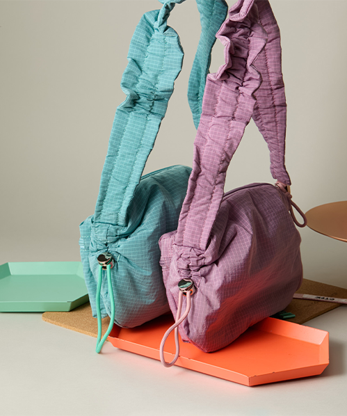 Checked Gathered Body Bag