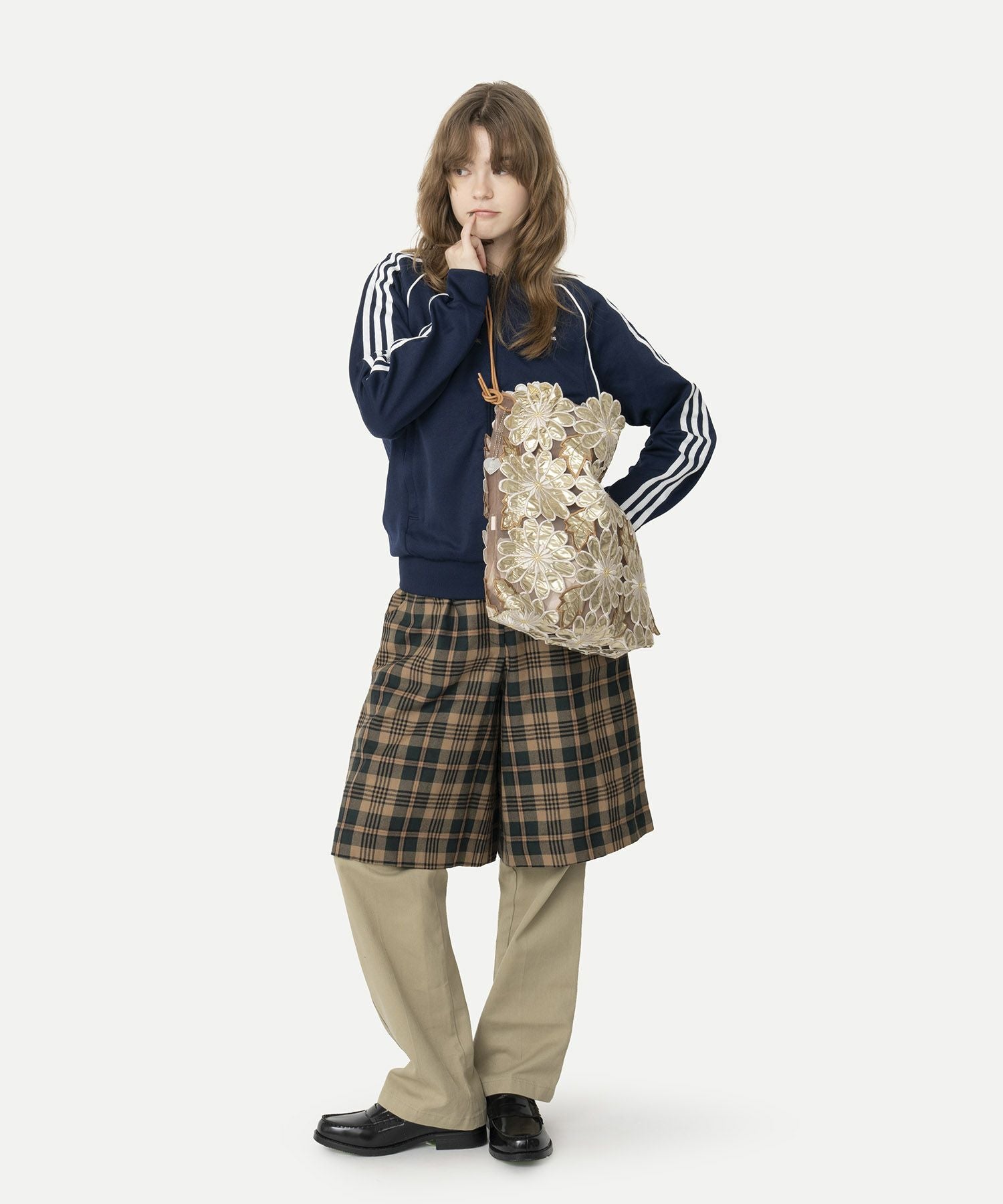 HEY! Mrs ROSE(ヘイ！ミセスローズ)フラワー刺繍トート | CASSELINI