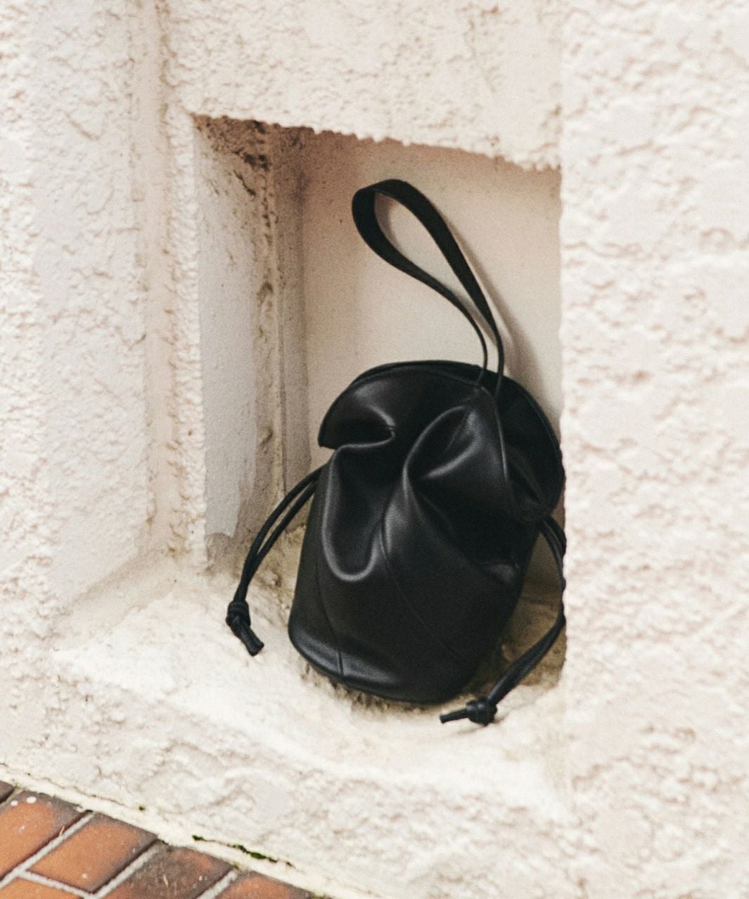 24時間以内発送 未使用品 希少カラー Leather Waist Bag レダーメイクス Leder Makes リバーシブル 2way ショルダー バッグ