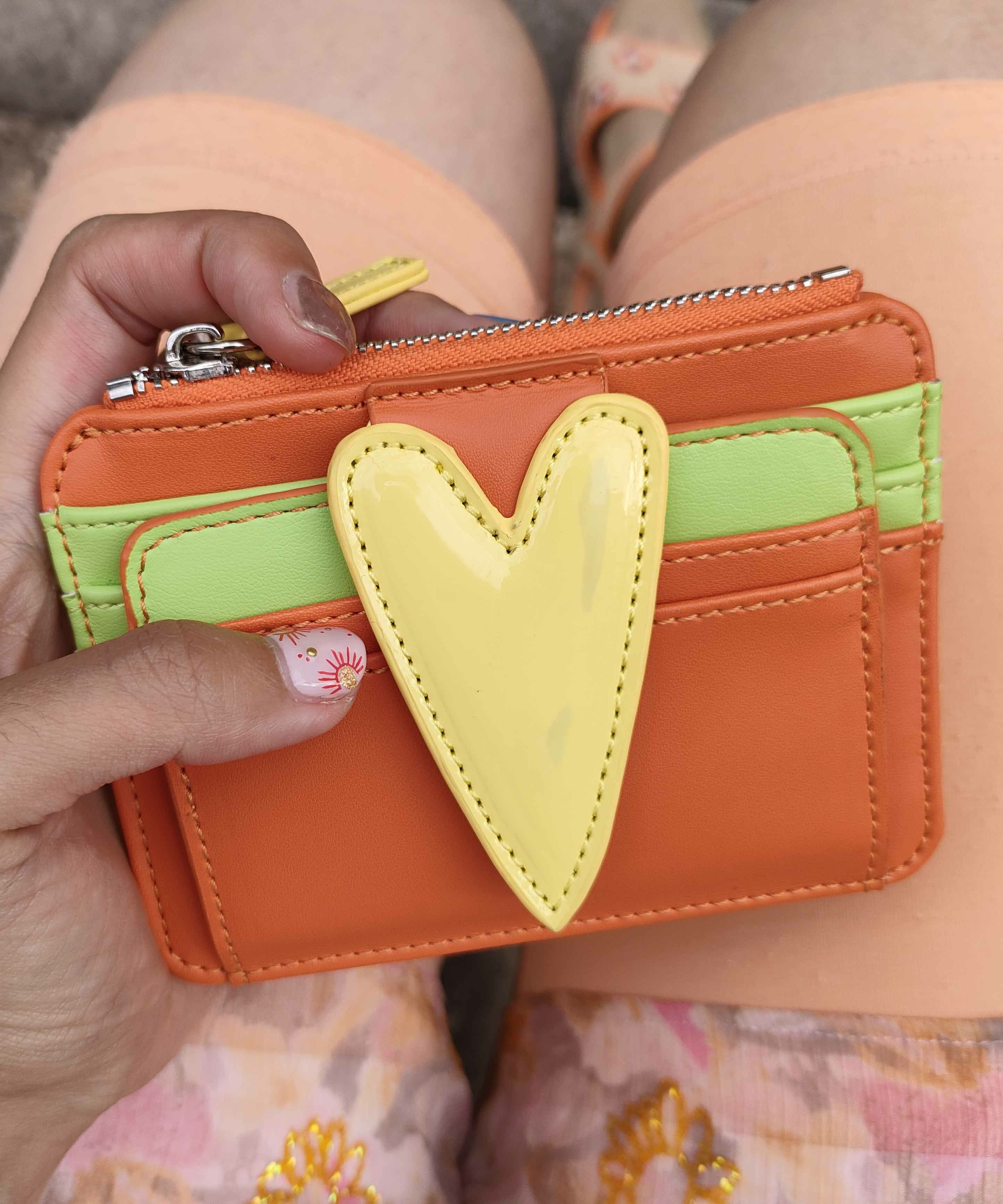 Casselini(キャセリーニ)ハートモチーフマルチカードケース