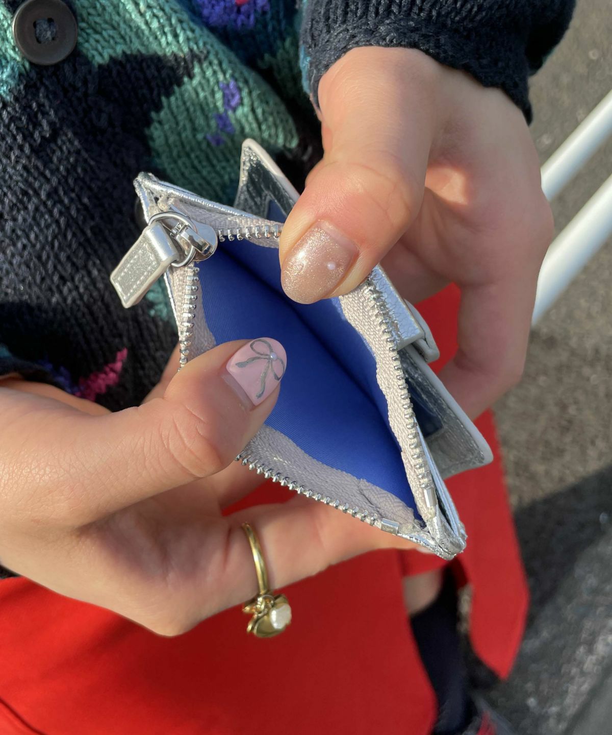 Casselini(キャセリーニ)ハートモチーフマルチカードケース