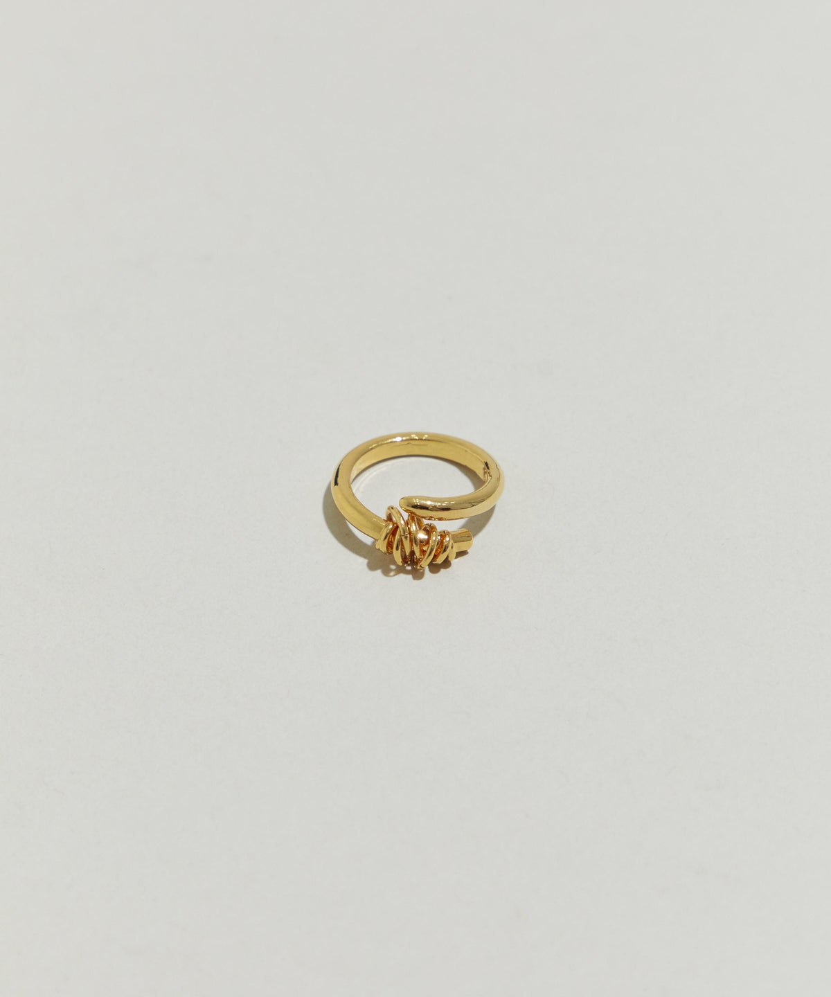 COLOR：ゴールド