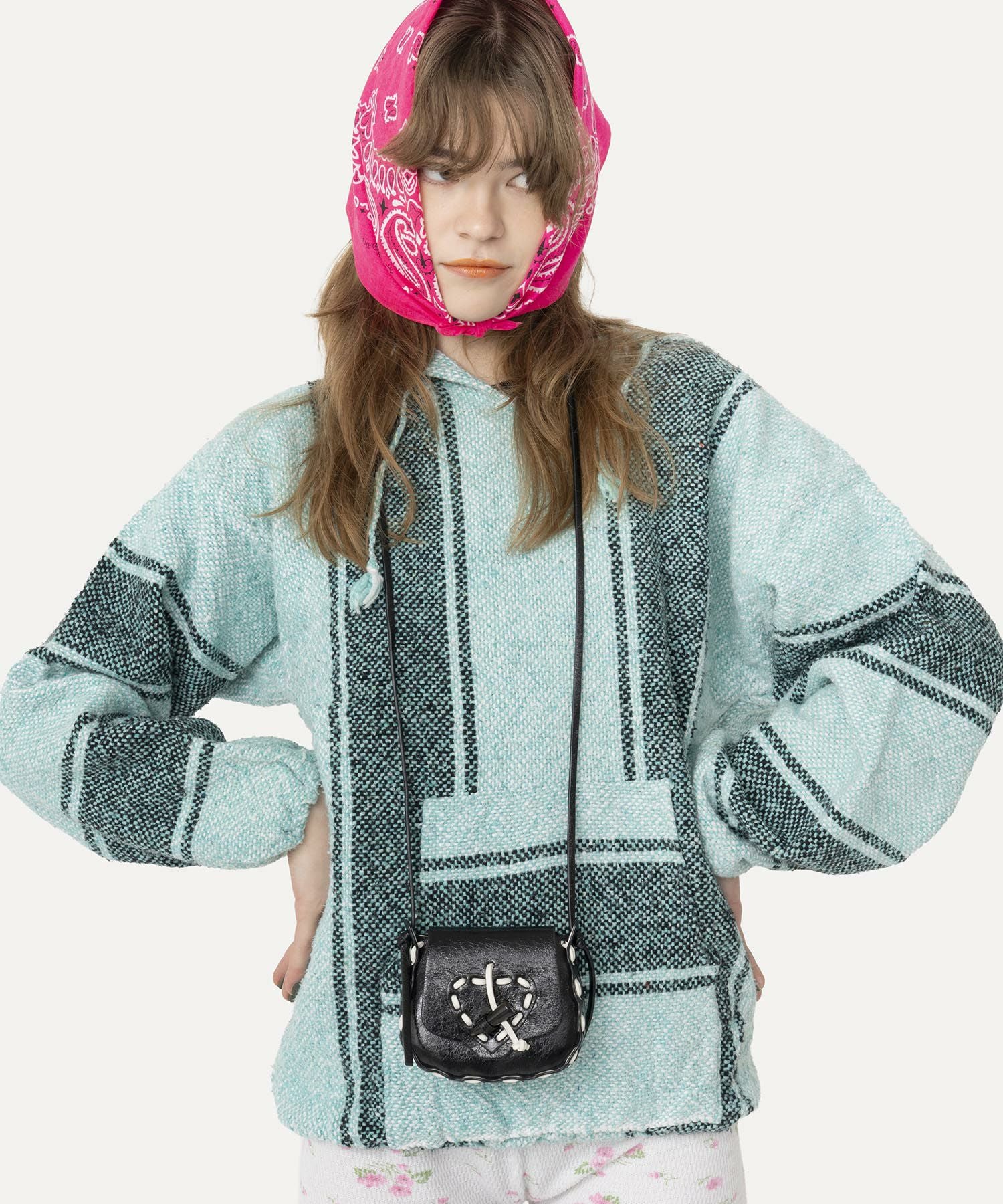 HEY! Mrs ROSE(ヘイ！ミセスローズ)ステッチハートポーチ | CASSELINI