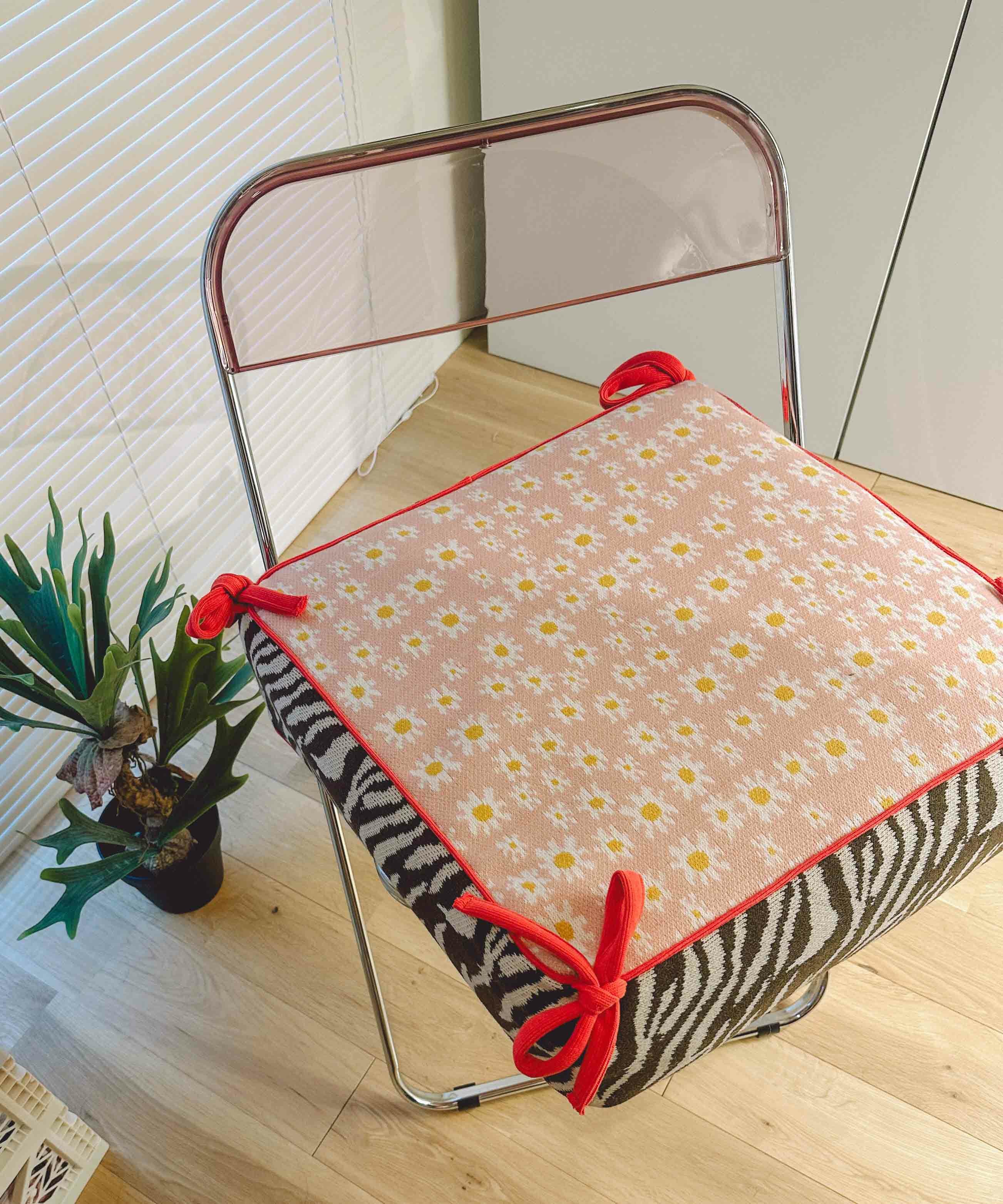 Casselini HOME(キャセリーニ ホーム)ニットザブクッション