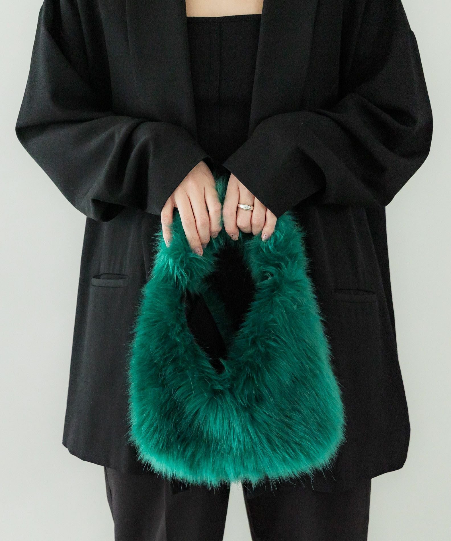 LE VERNIS] Fake fur mini bag | CASSELINI ONLINE SHOP