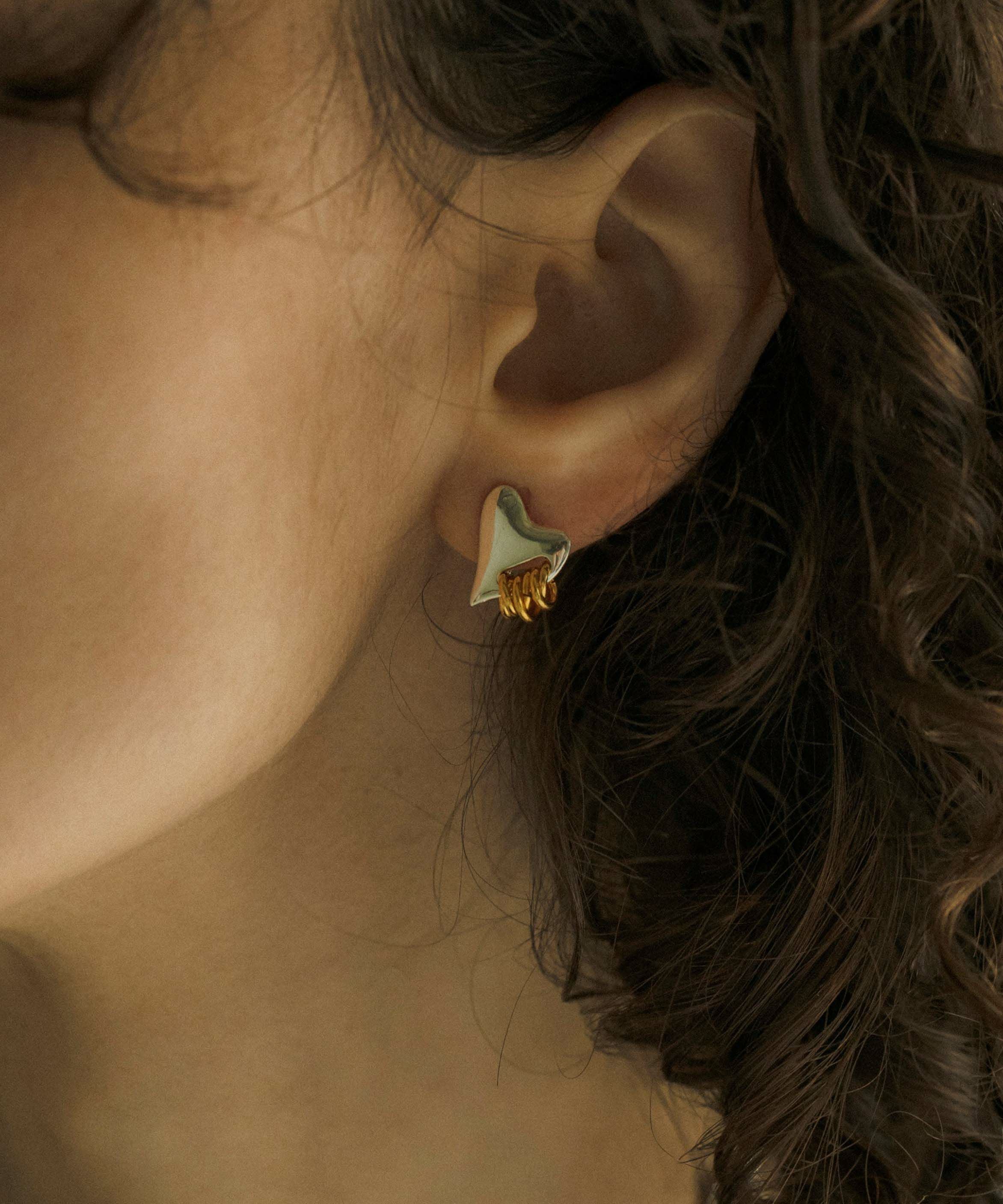LAPUIS] Coil heart pierced earrings | CASSELINI ONLINE SHOP