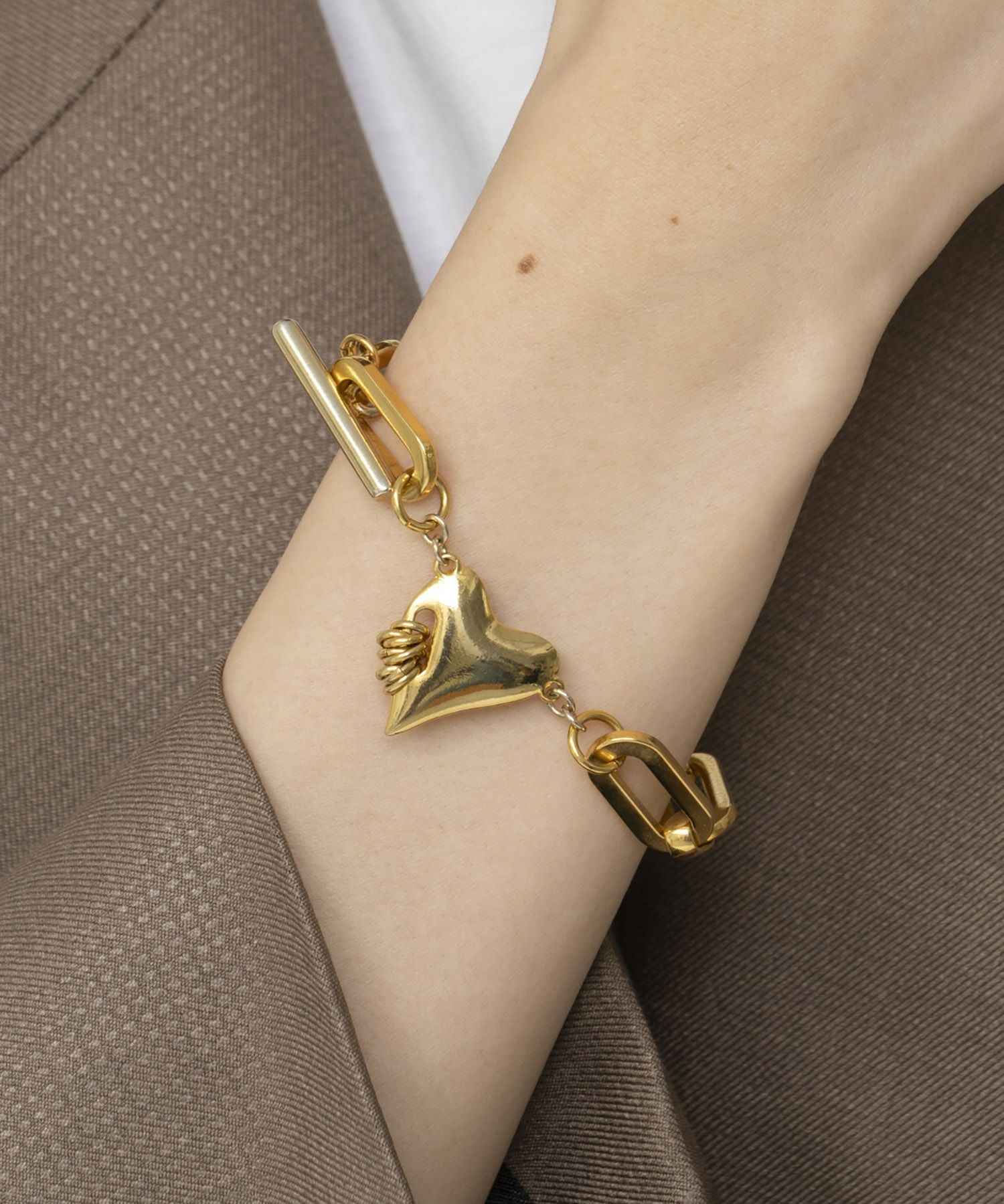 LAPUIS] Coil heart bracelet | CASSELINI ONLINE SHOP