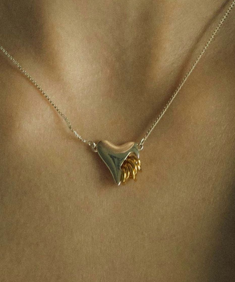 LAPUIS] Coil heart necklace | CASSELINI ONLINE SHOP