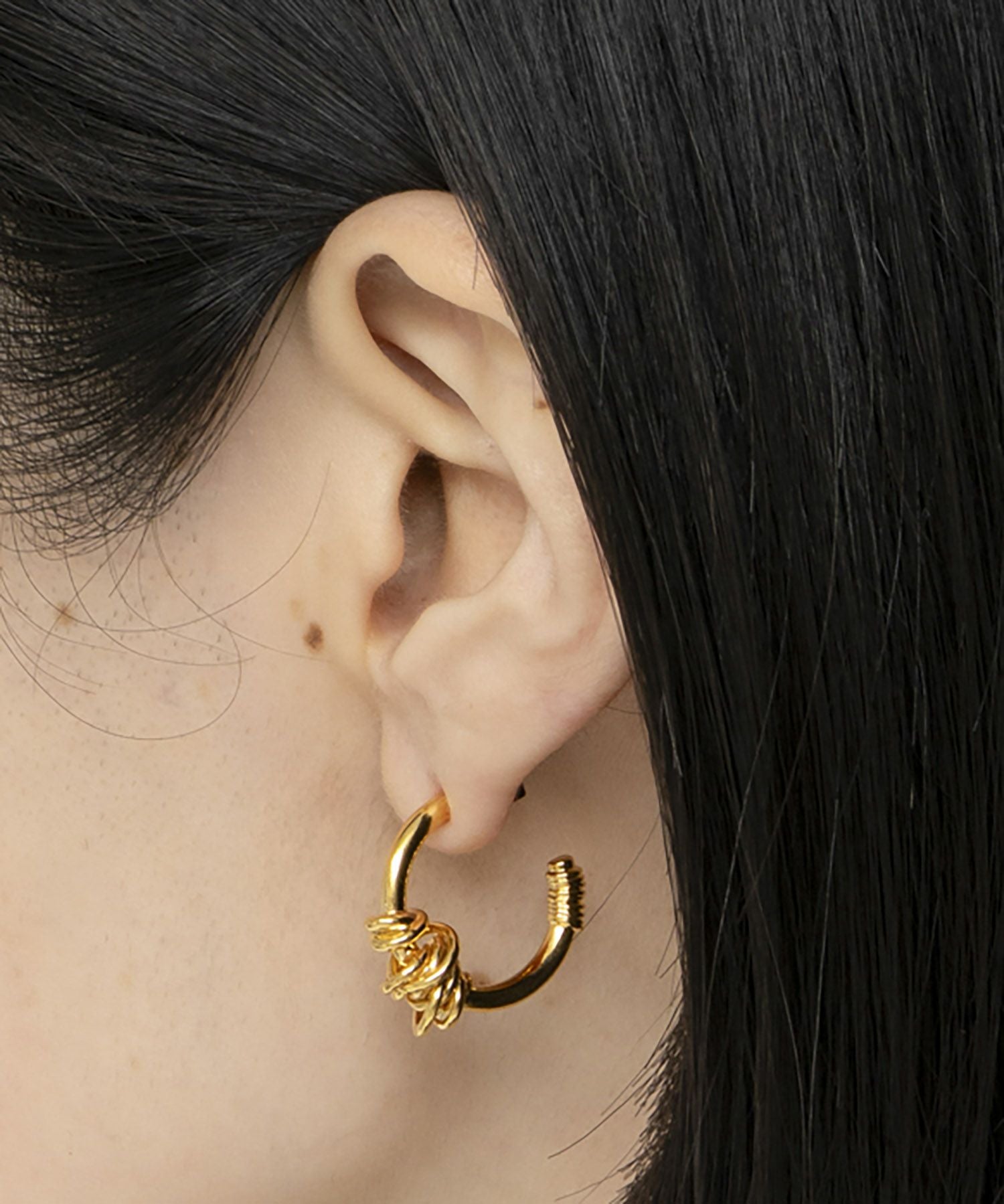 LAPUIS] Double coil hoop pierced earrings | CASSELINI ONLINE SHOP