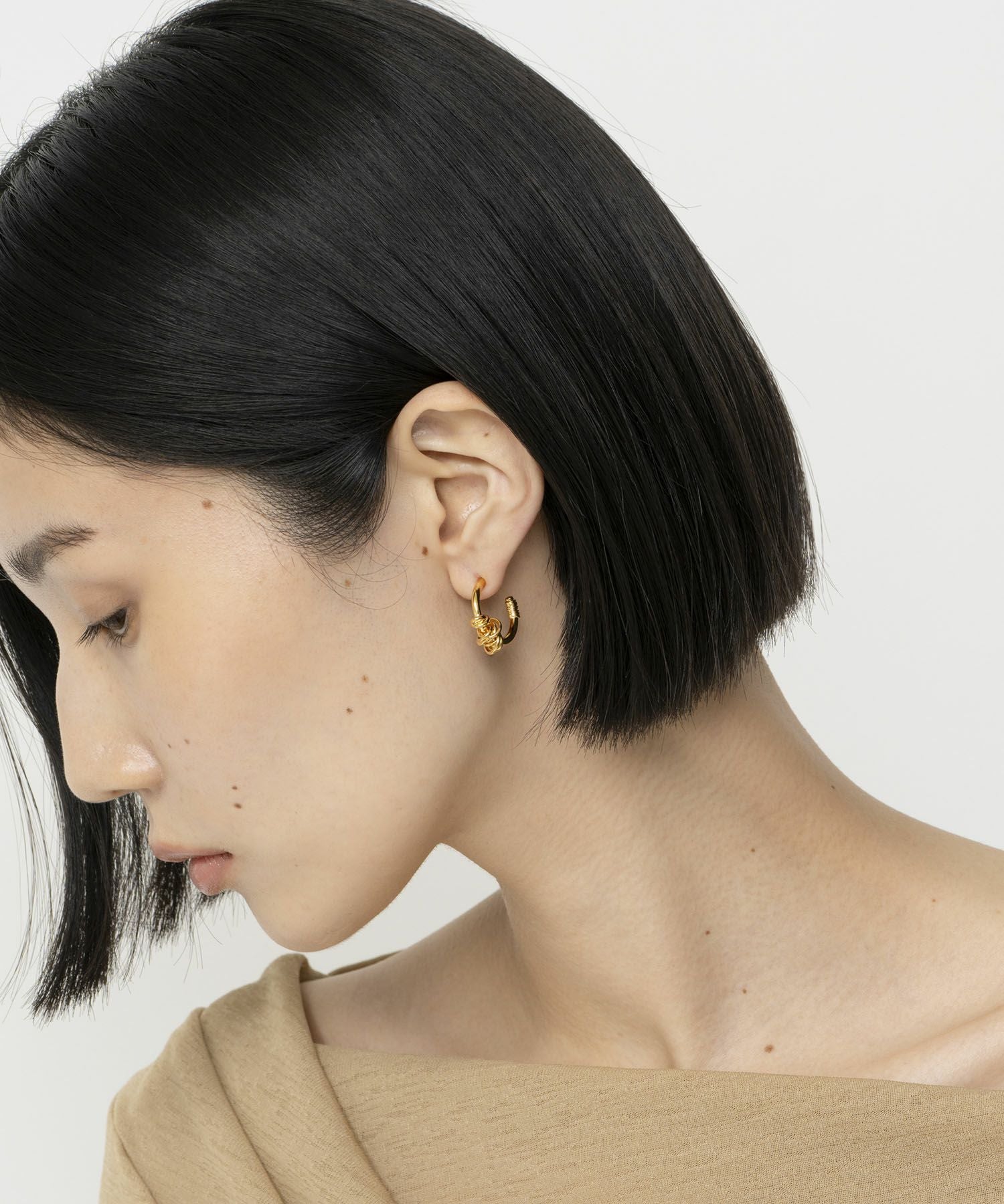 LAPUIS] Double coil hoop pierced earrings | CASSELINI ONLINE SHOP