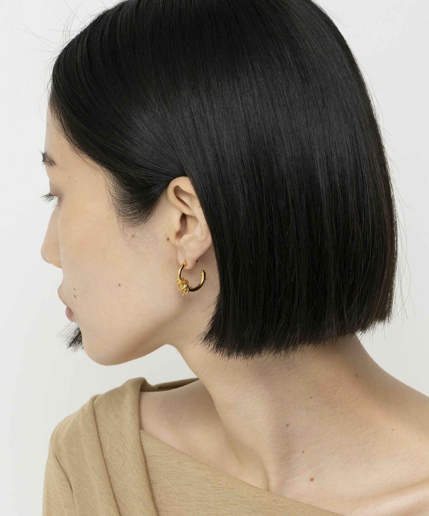 LAPUIS] Double coil hoop pierced earrings | CASSELINI ONLINE SHOP