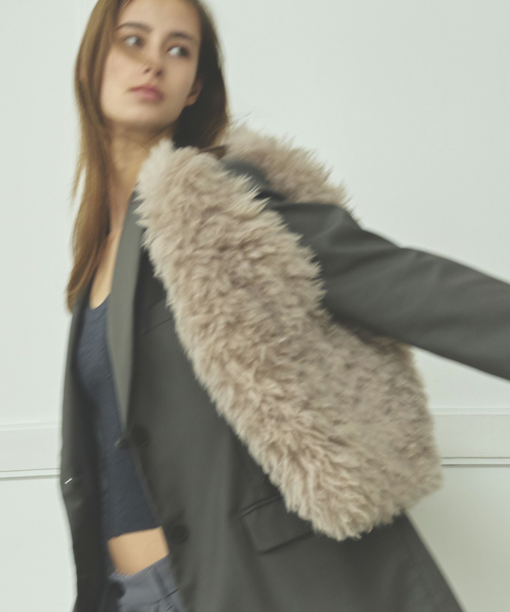 LE VERNIS] Fake fur big bag | CASSELINI ONLINE SHOP