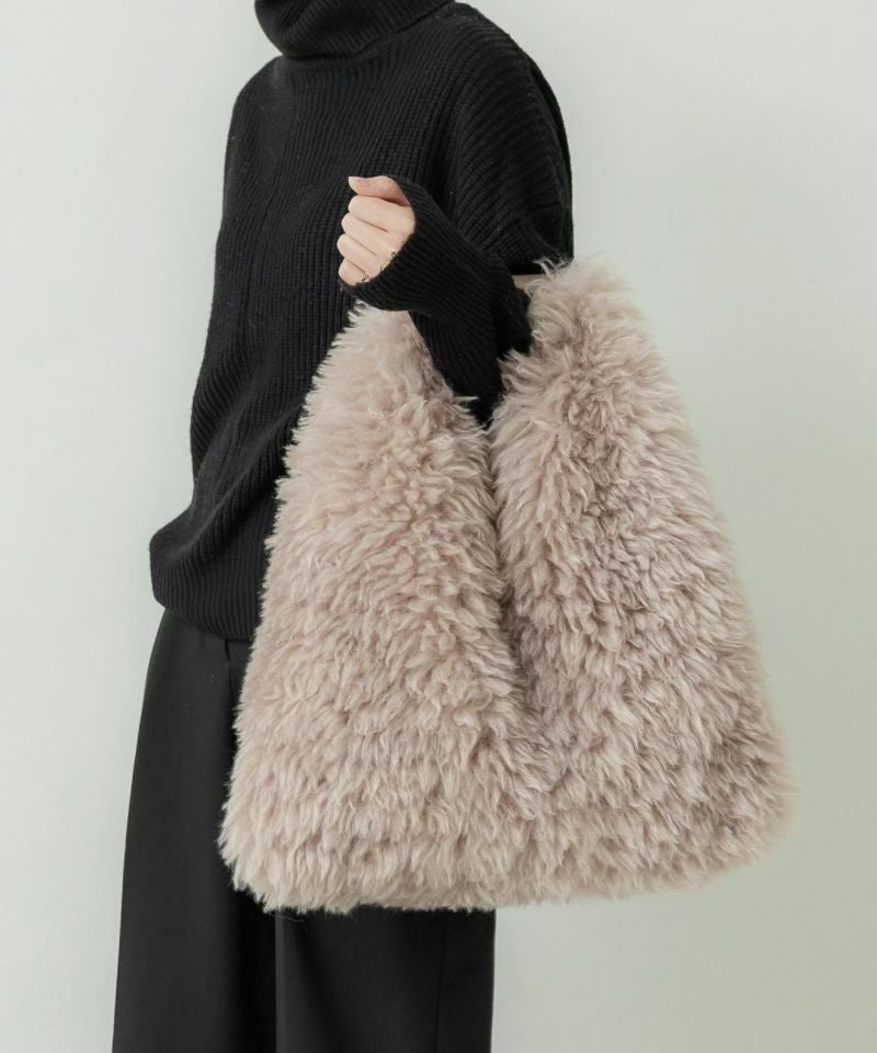 LE VERNIS] Fake fur big bag | CASSELINI ONLINE SHOP