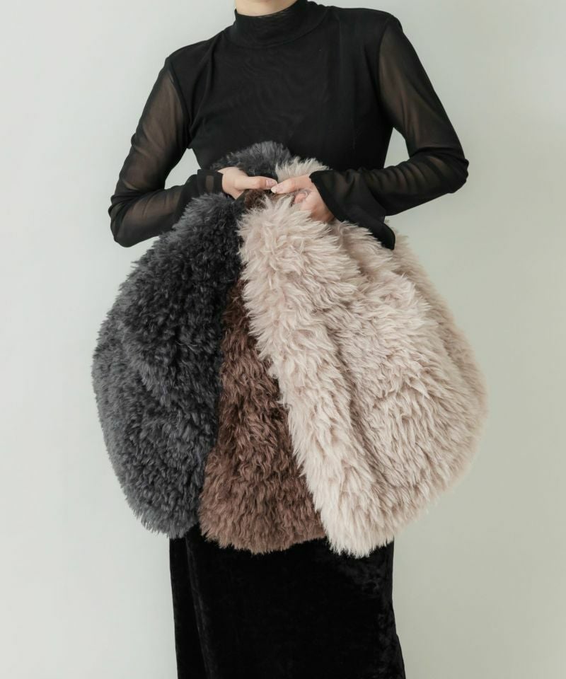 LE VERNIS のリアルファーバッグ LE VERNIS] Fake fur mini bag | CASSELINI ONLINE SHOP
