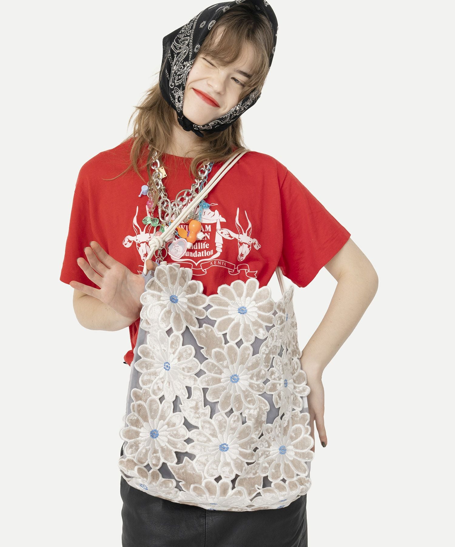 HEY! Mrs ROSE(ヘイ！ミセスローズ)ベロアフラワーTOTE | CASSELINI