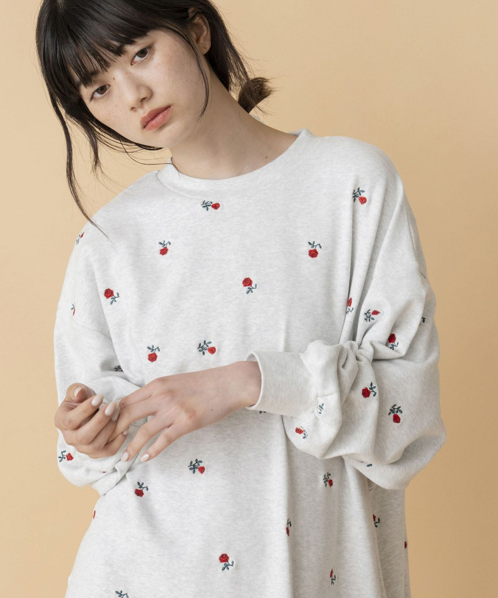 Casselini HOME(キャセリーニ ホーム)刺繍スウェットワンピース