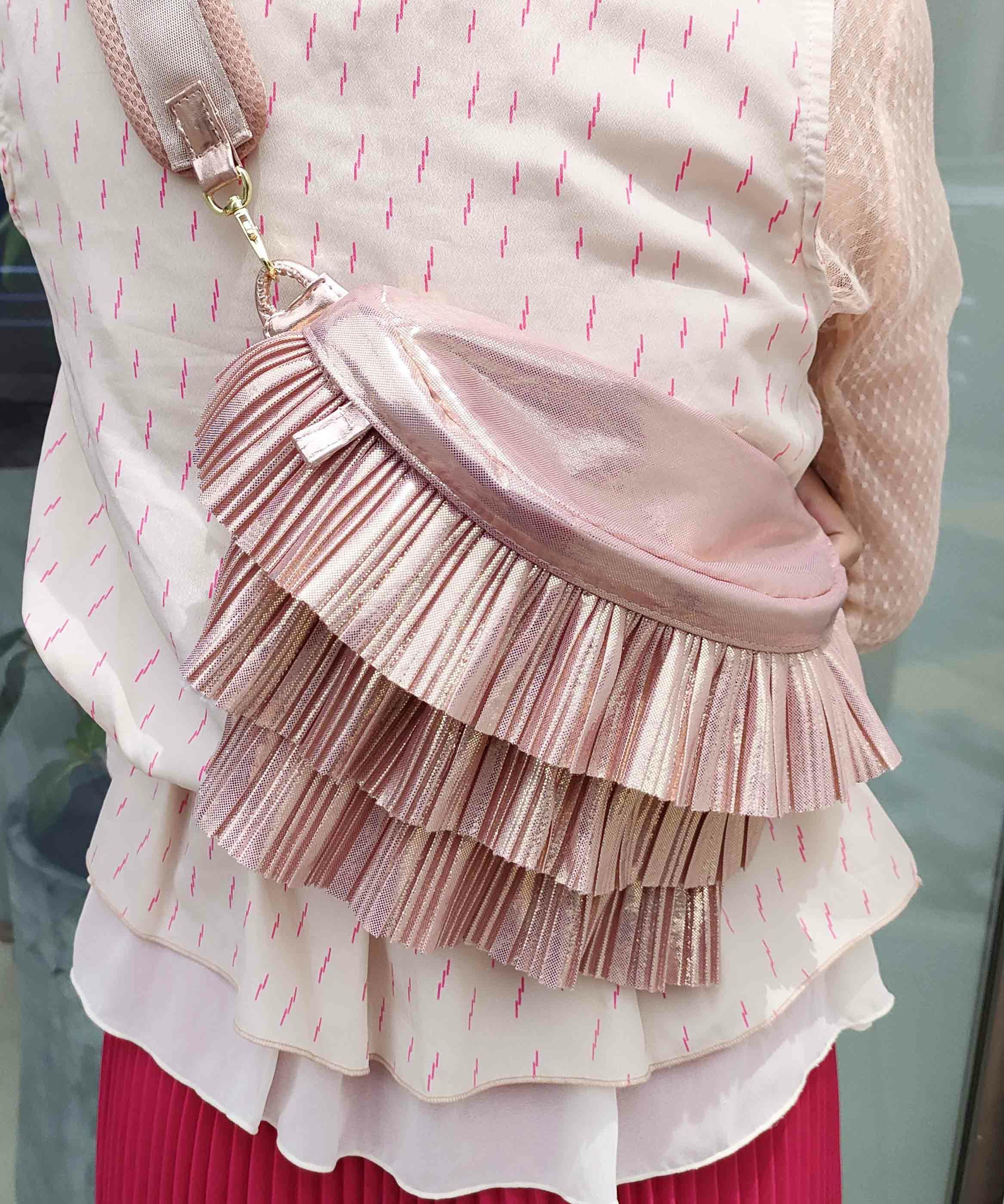 Casselini(キャセリーニ)フリルクロスボディバッグ | CASSELINI ONLINE