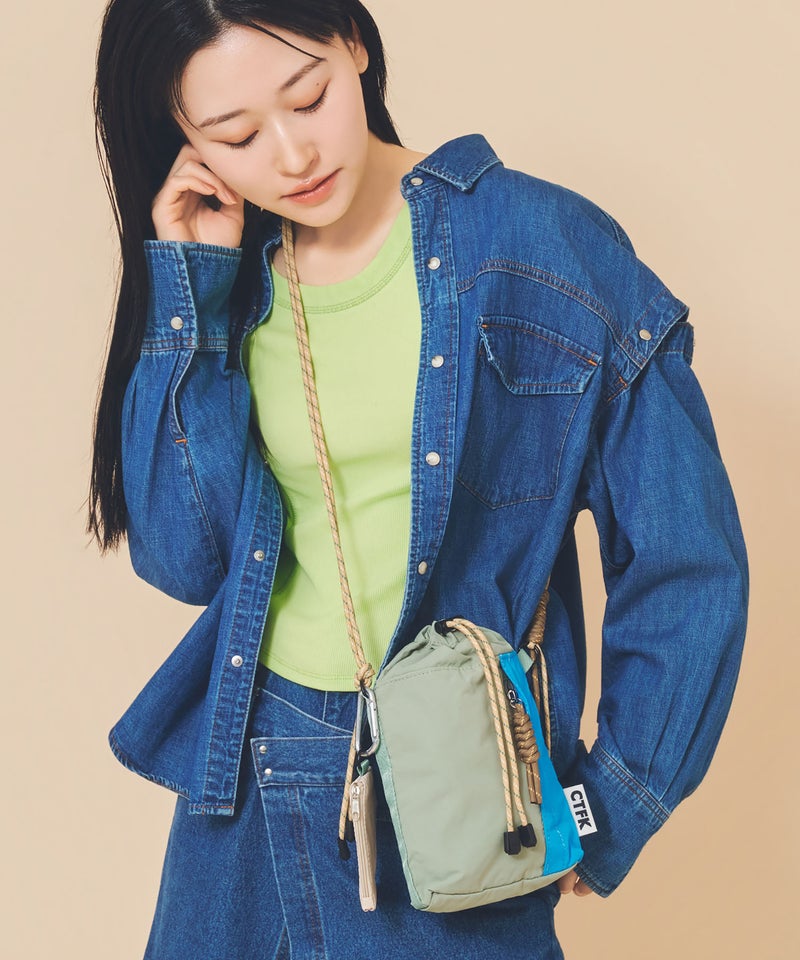 COLOR：オリーブ