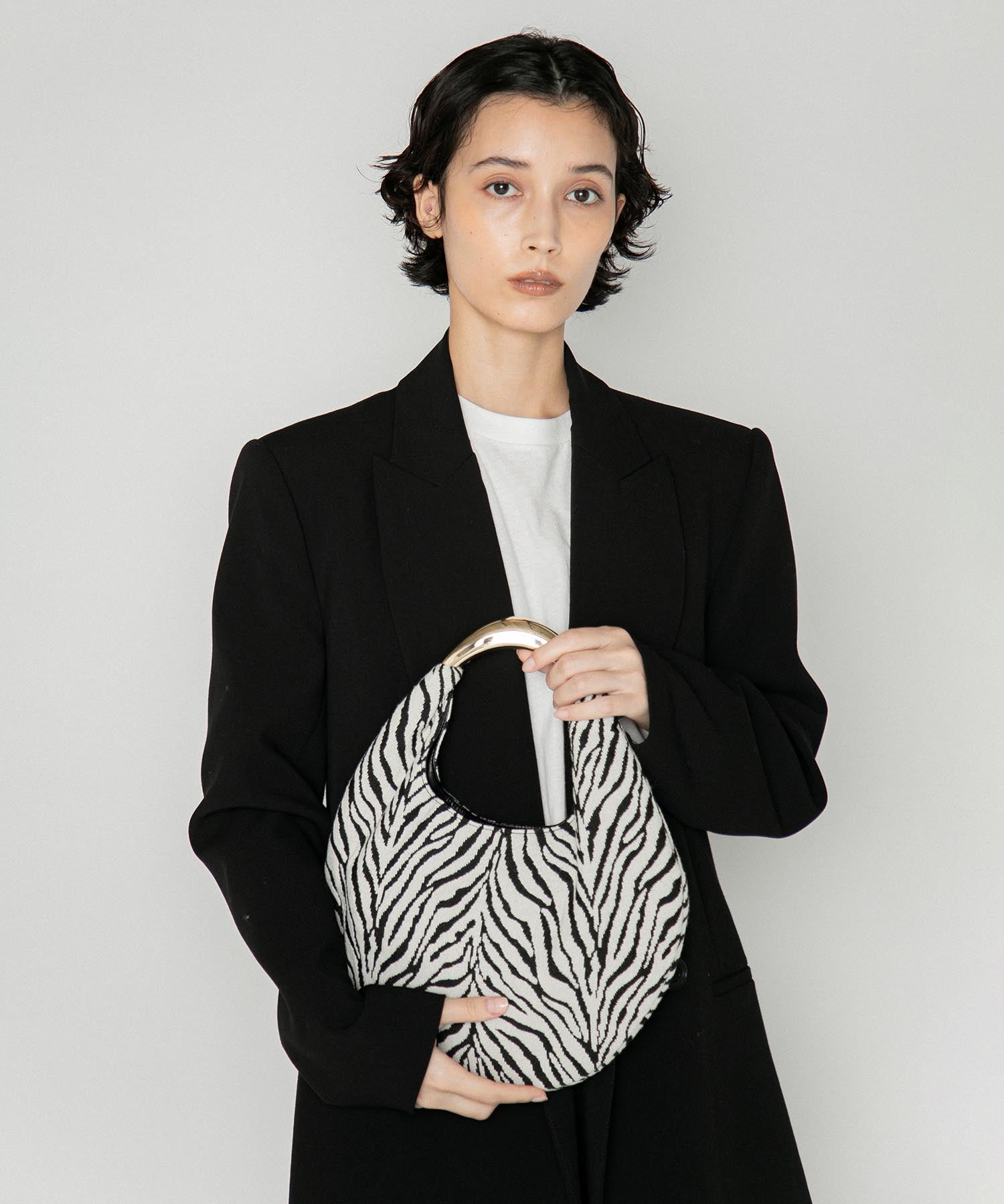 LE VERNIS] Sculpture bag S | CASSELINI ONLINE SHOP