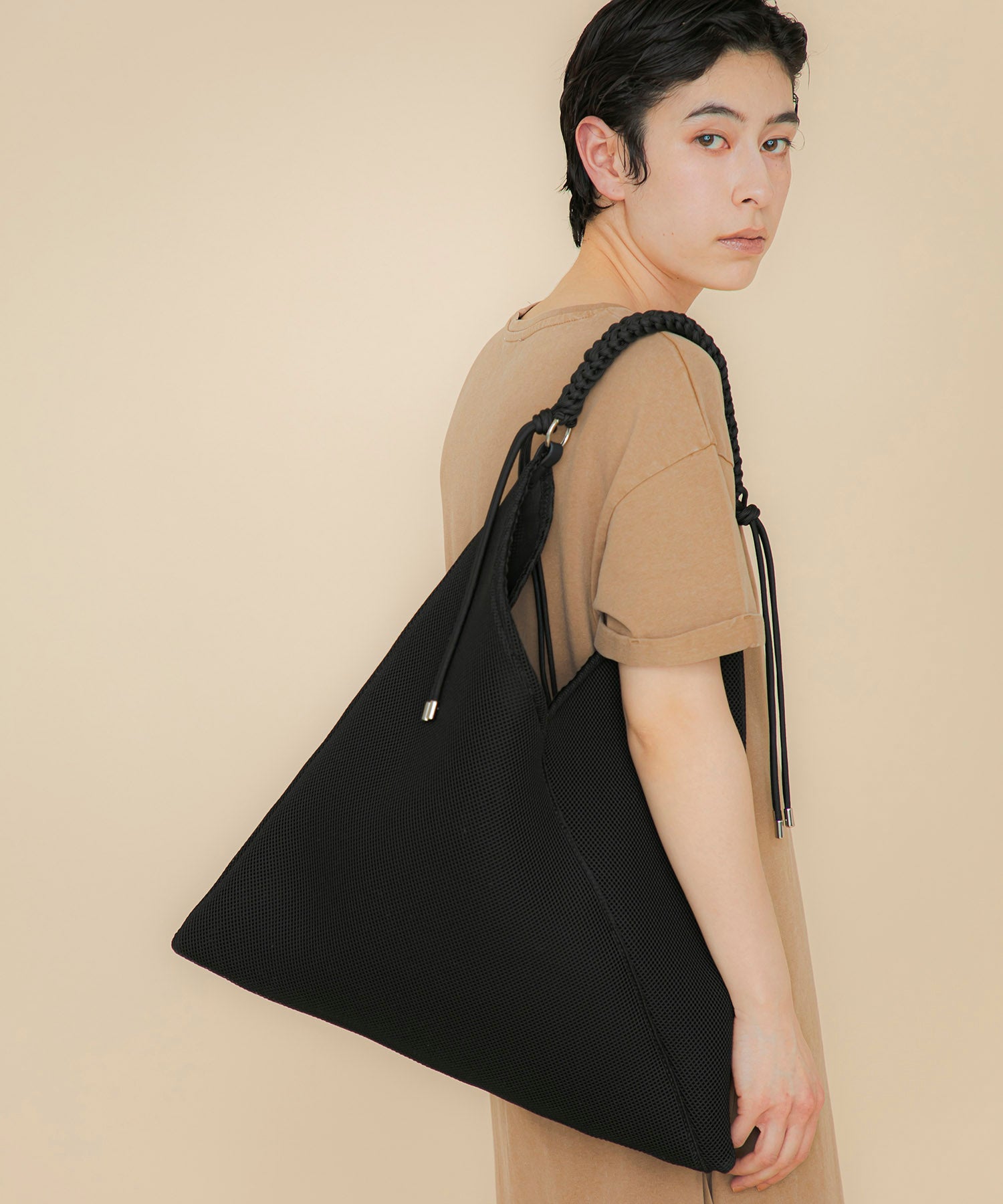 カバー鞄① LE VERNIS] Paracord handle mesh bag | CASSELINI ONLINE SHOP