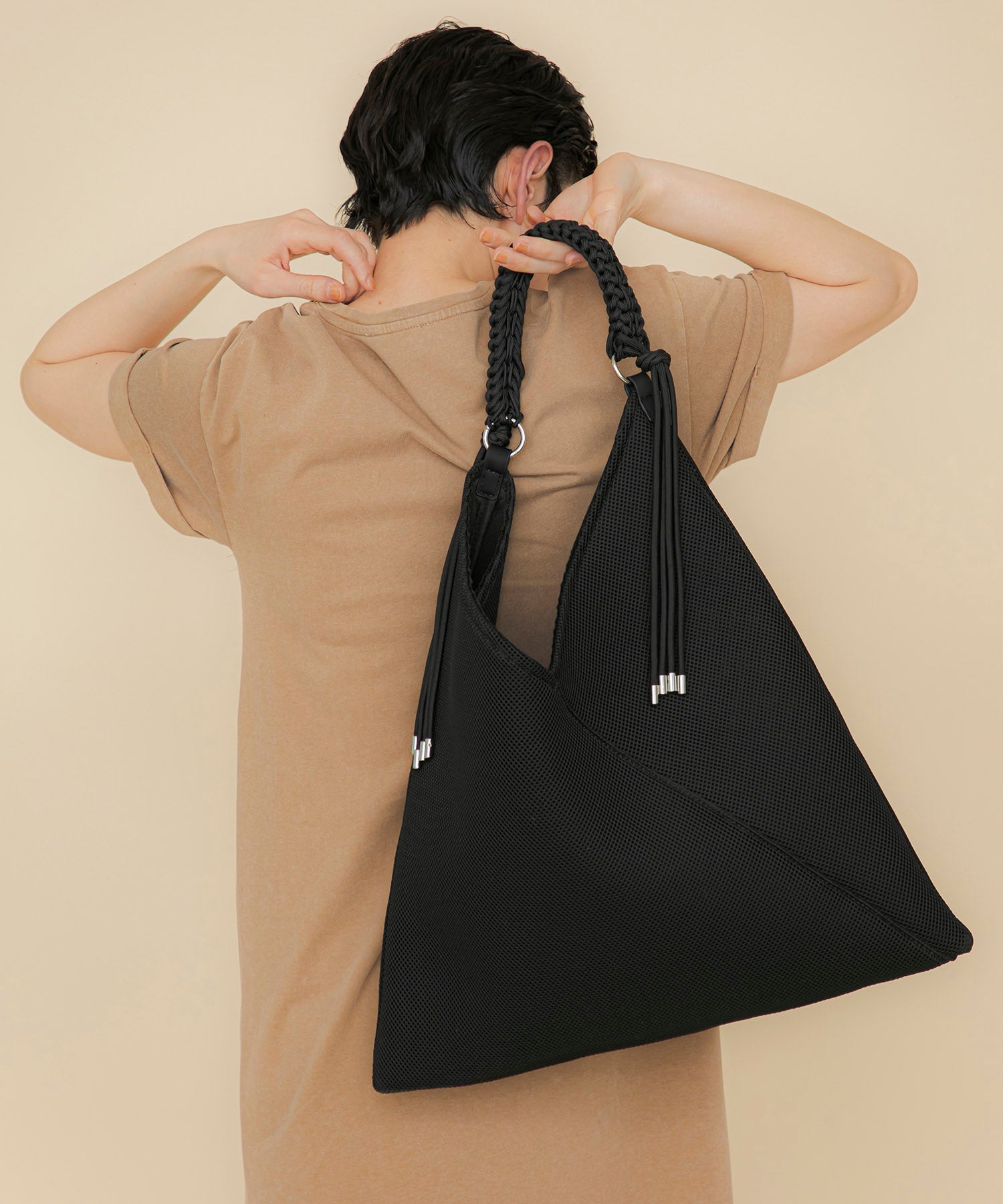 LE VERNIS] Paracord handle mesh bag | CASSELINI ONLINE SHOP