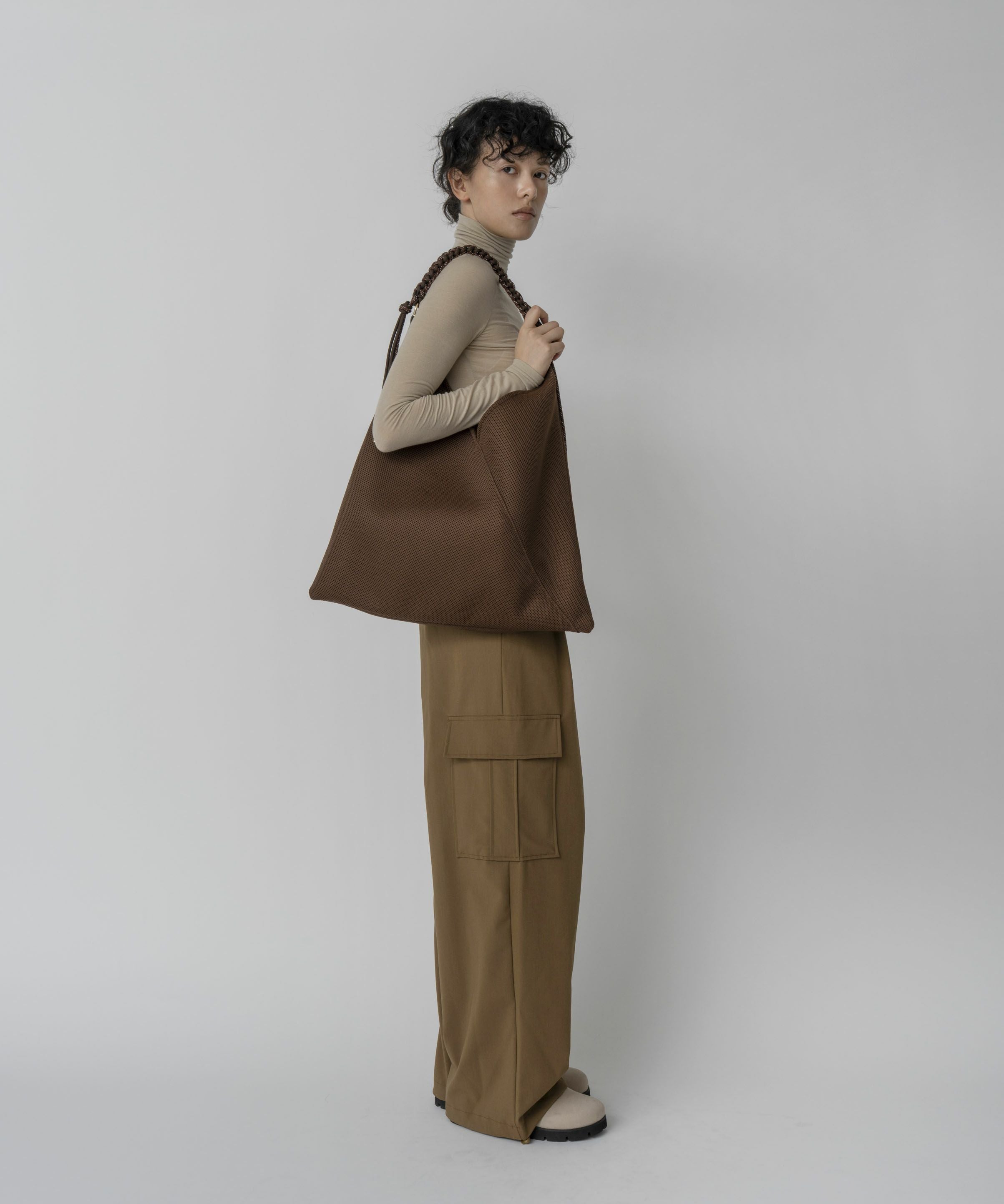 LE VERNIS] Paracord handle mesh bag | CASSELINI ONLINE SHOP