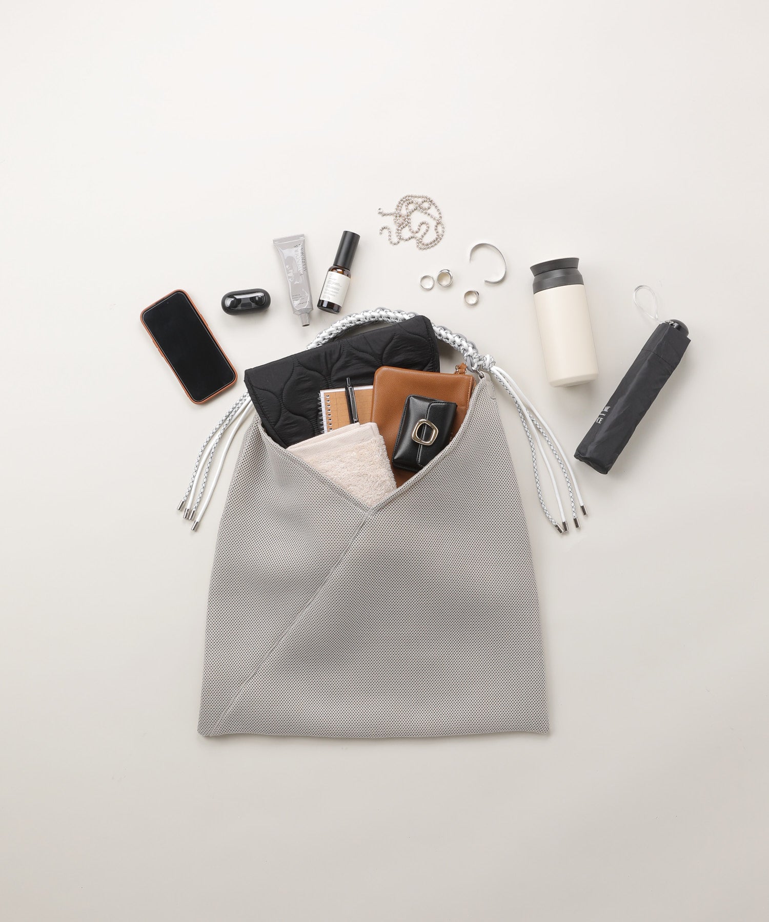 LE VERNIS] Paracord handle mesh bag | CASSELINI ONLINE SHOP