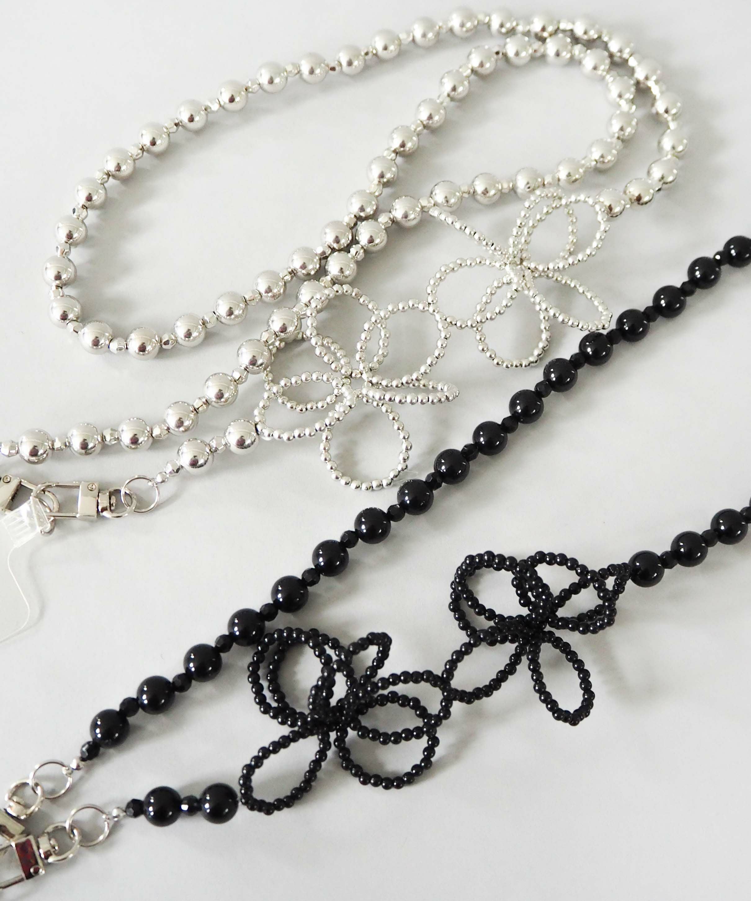 Casselini(キャセリーニ)フラワービーズモバイルショルダー