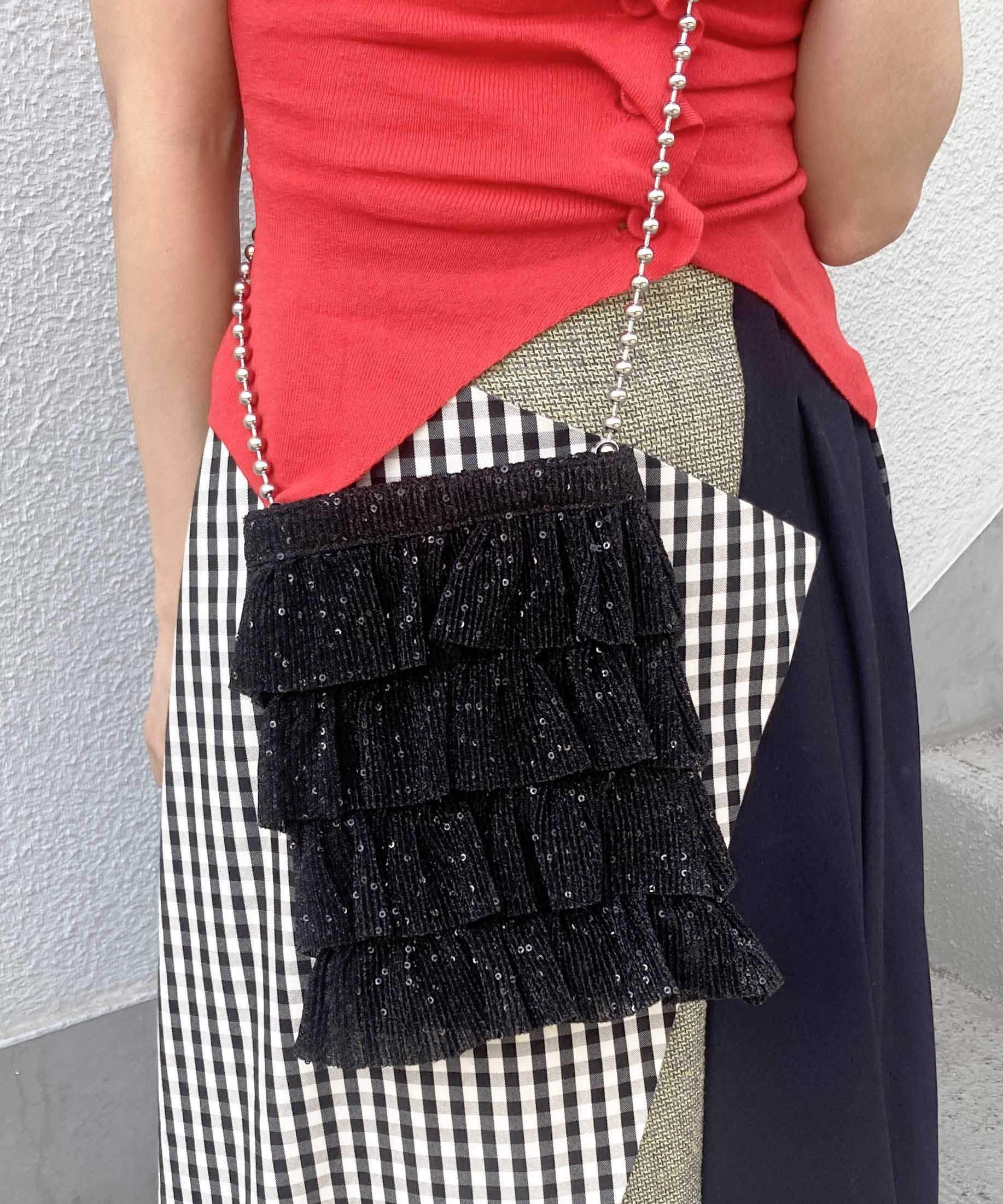 Casselini(キャセリーニ)キラキラプリーツフリルポシェット