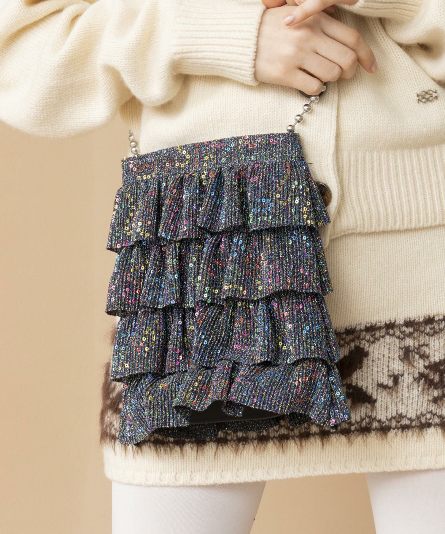 Casselini(キャセリーニ)キラキラプリーツフリルポシェット