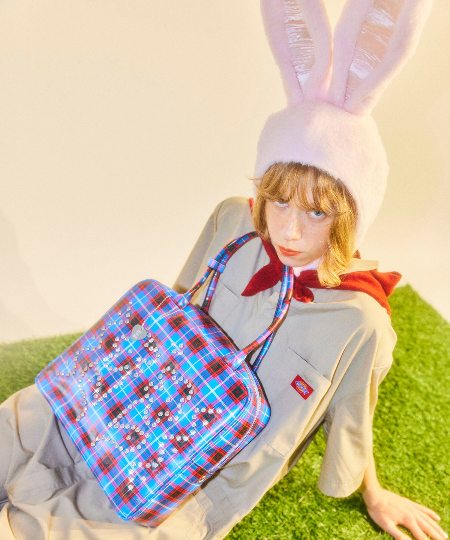 HEY! Mrs ROSE(ヘイ！ミセスローズ)Rhinestone Boston | CASSELINI