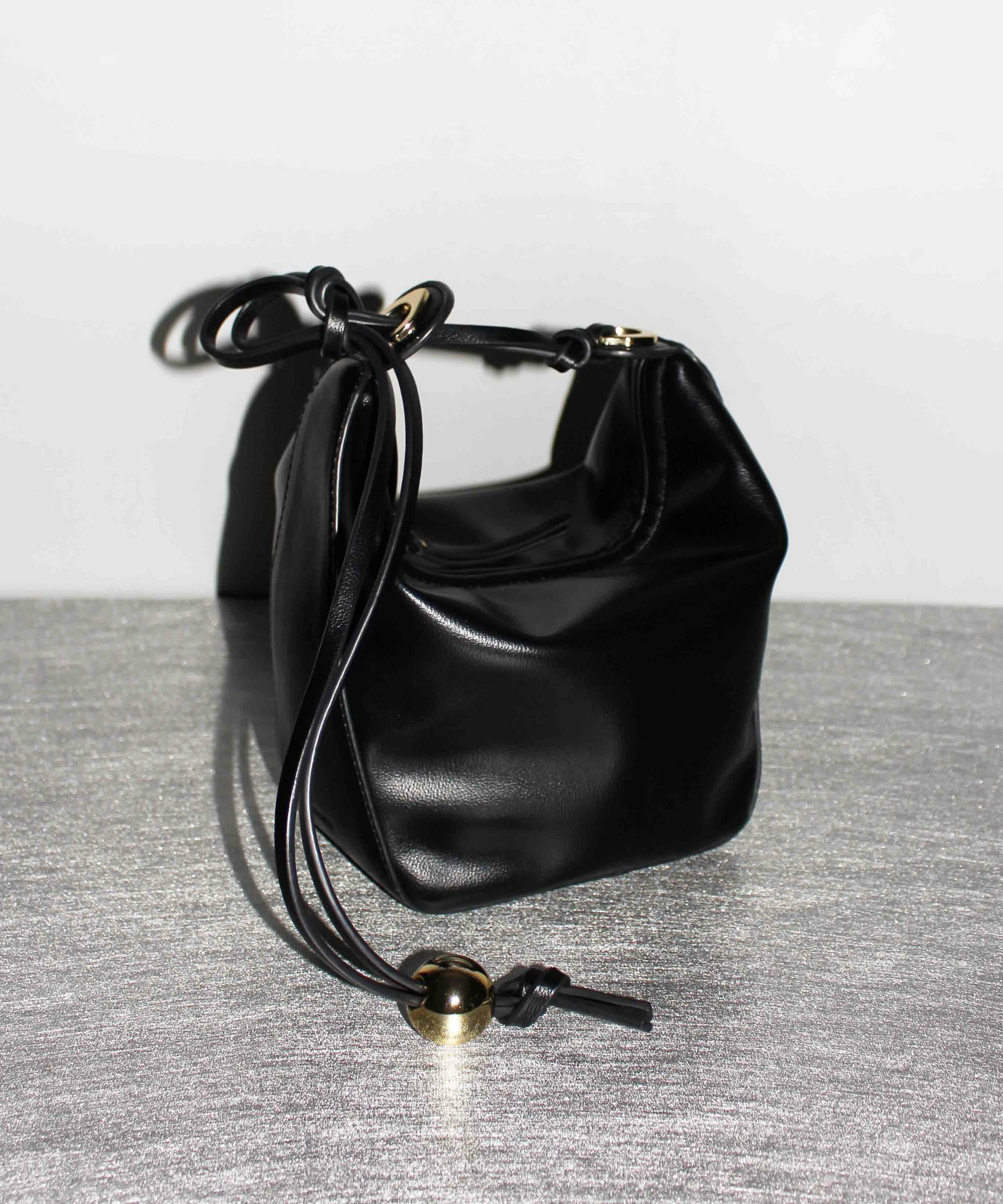 LE VERNIS] Transformer bag | CASSELINI ONLINE SHOP