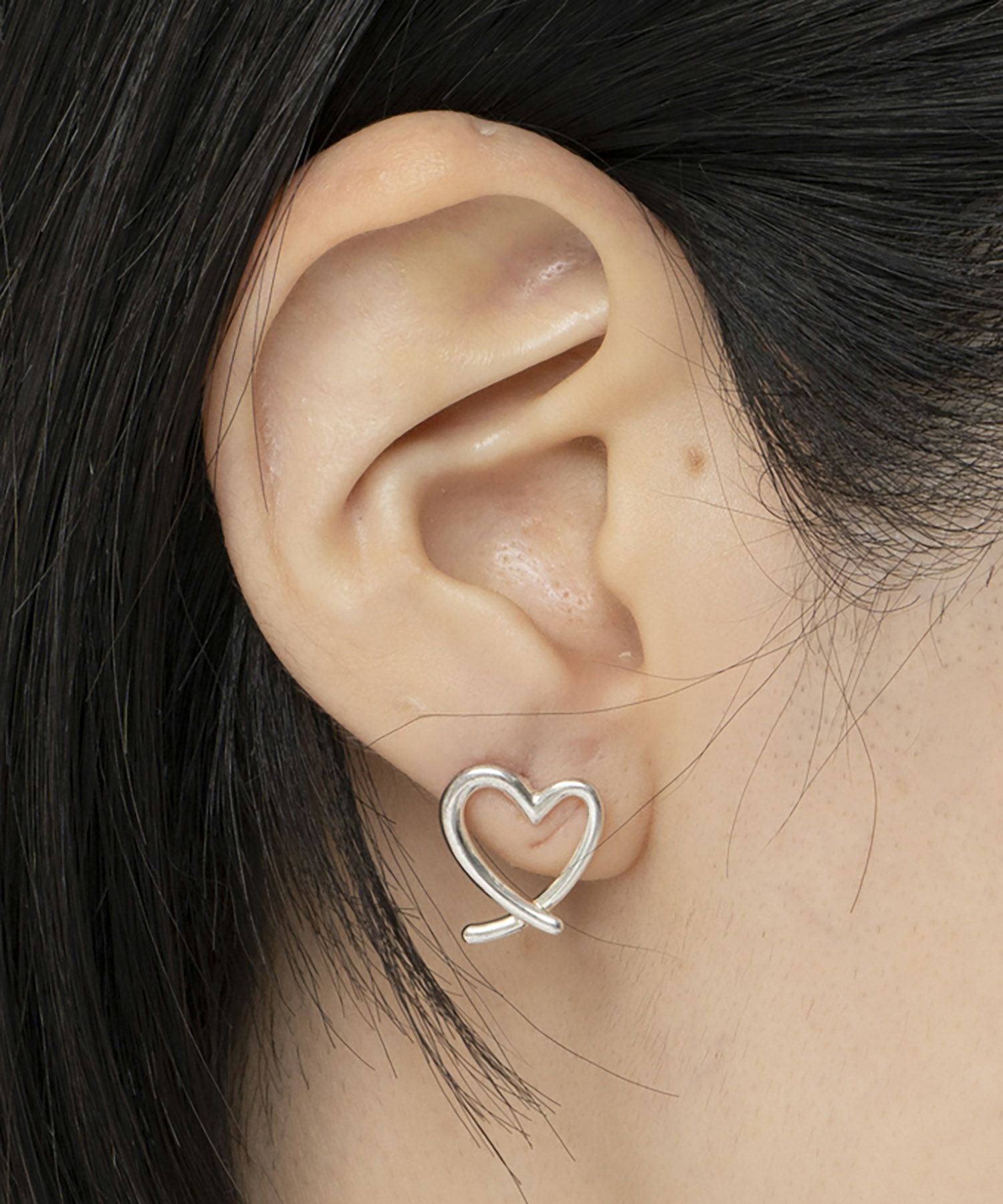 22k9Pピアス LAPUIS] Line Coil Heart pierced earrings M | CASSELINI ONLINE SHOP