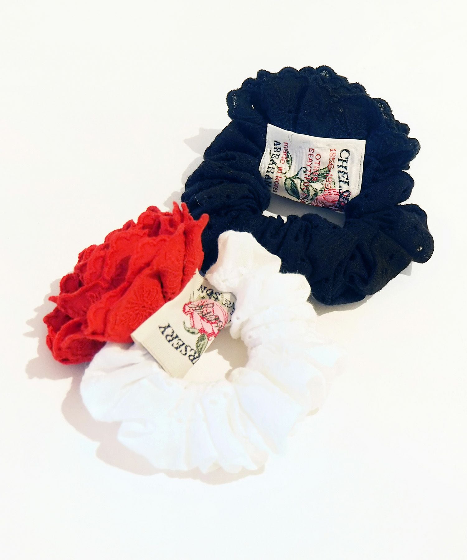 Casselini(キャセリーニ)バラモチーフシュシュ | CASSELINI ONLINE SHOP