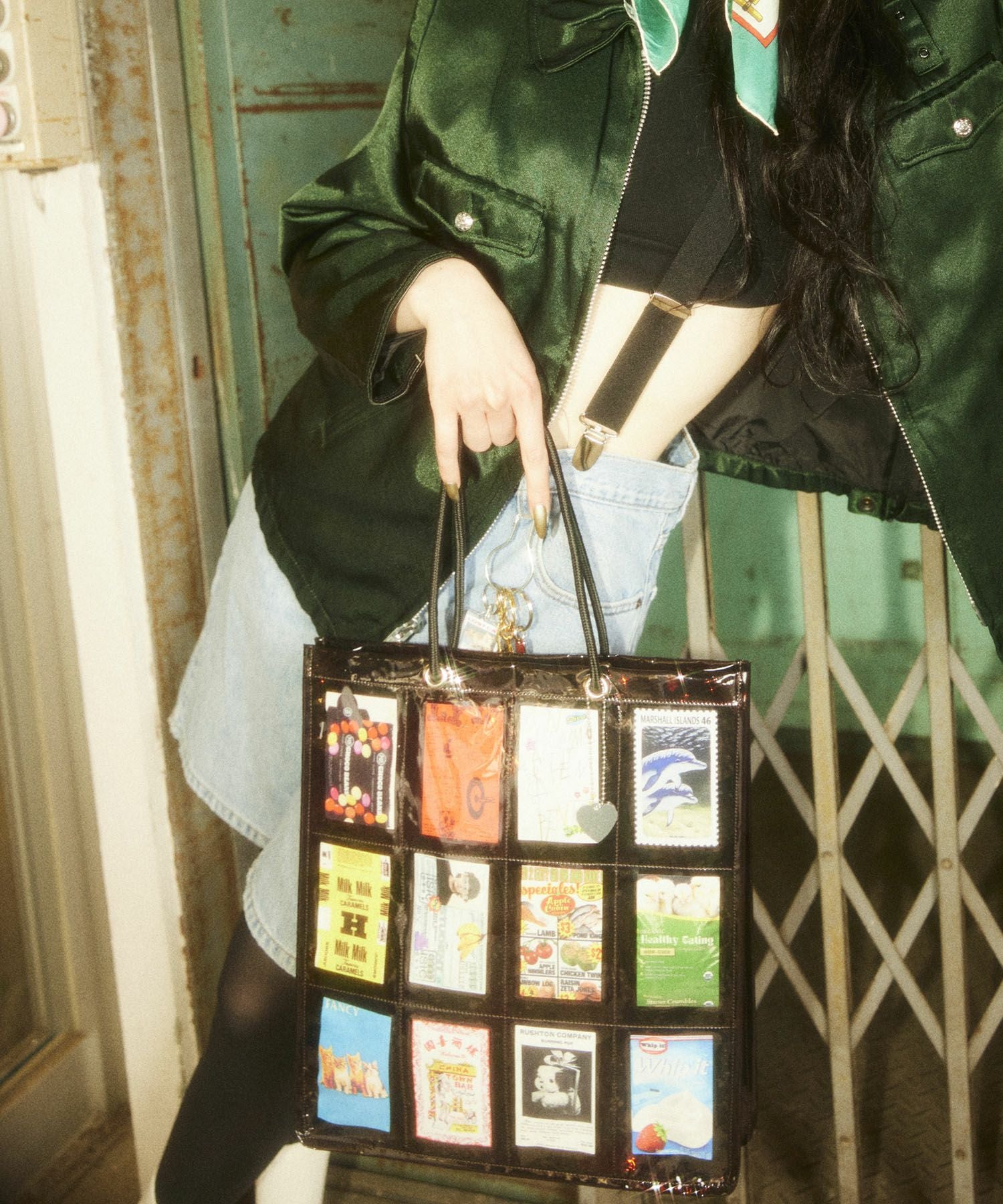 HEY! Mrs ROSE(ヘイ！ミセスローズ)Shield Motif Tote | CASSELINI