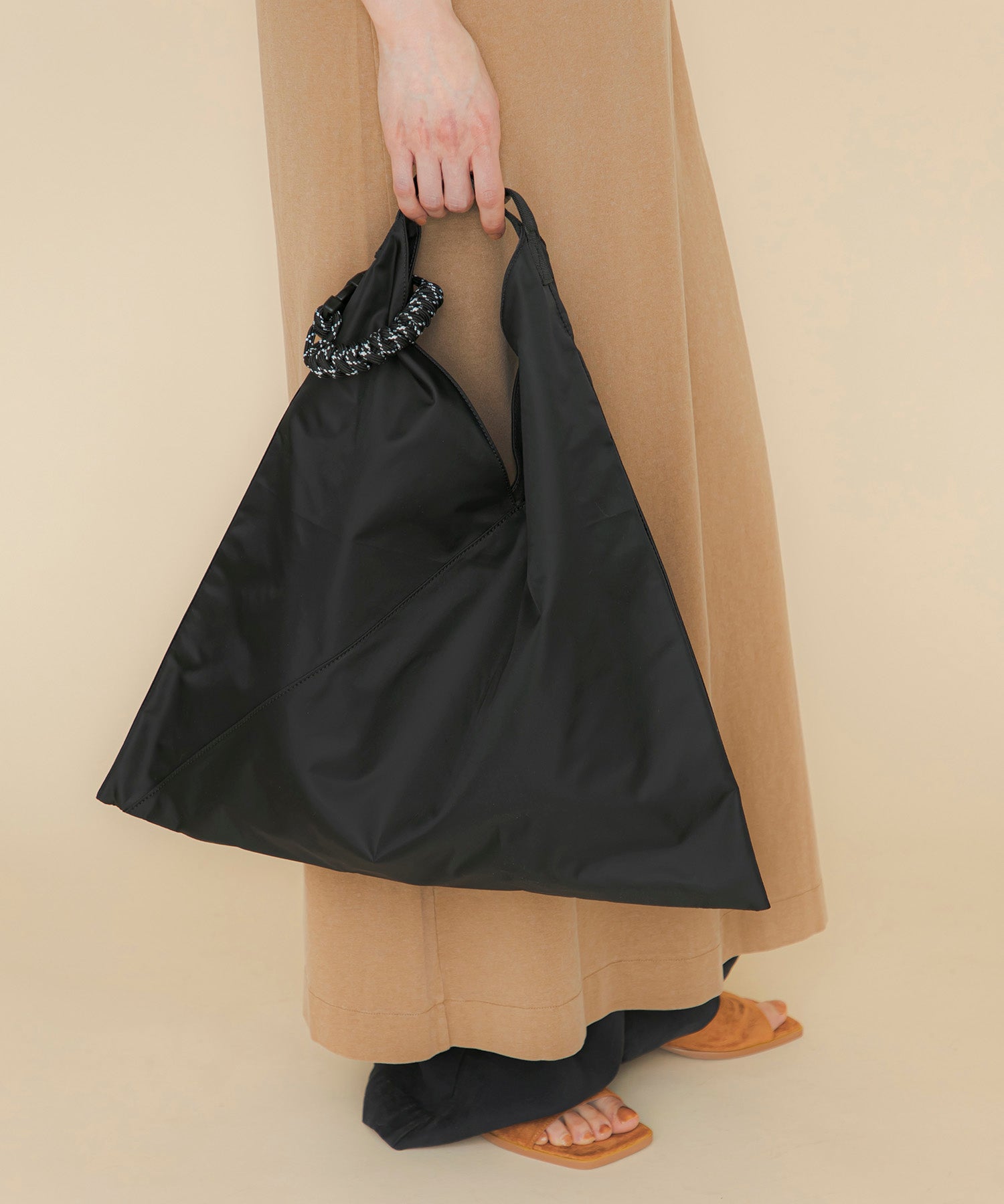 LE VERNIS] Paracord nylon azuma bag | CASSELINI ONLINE SHOP