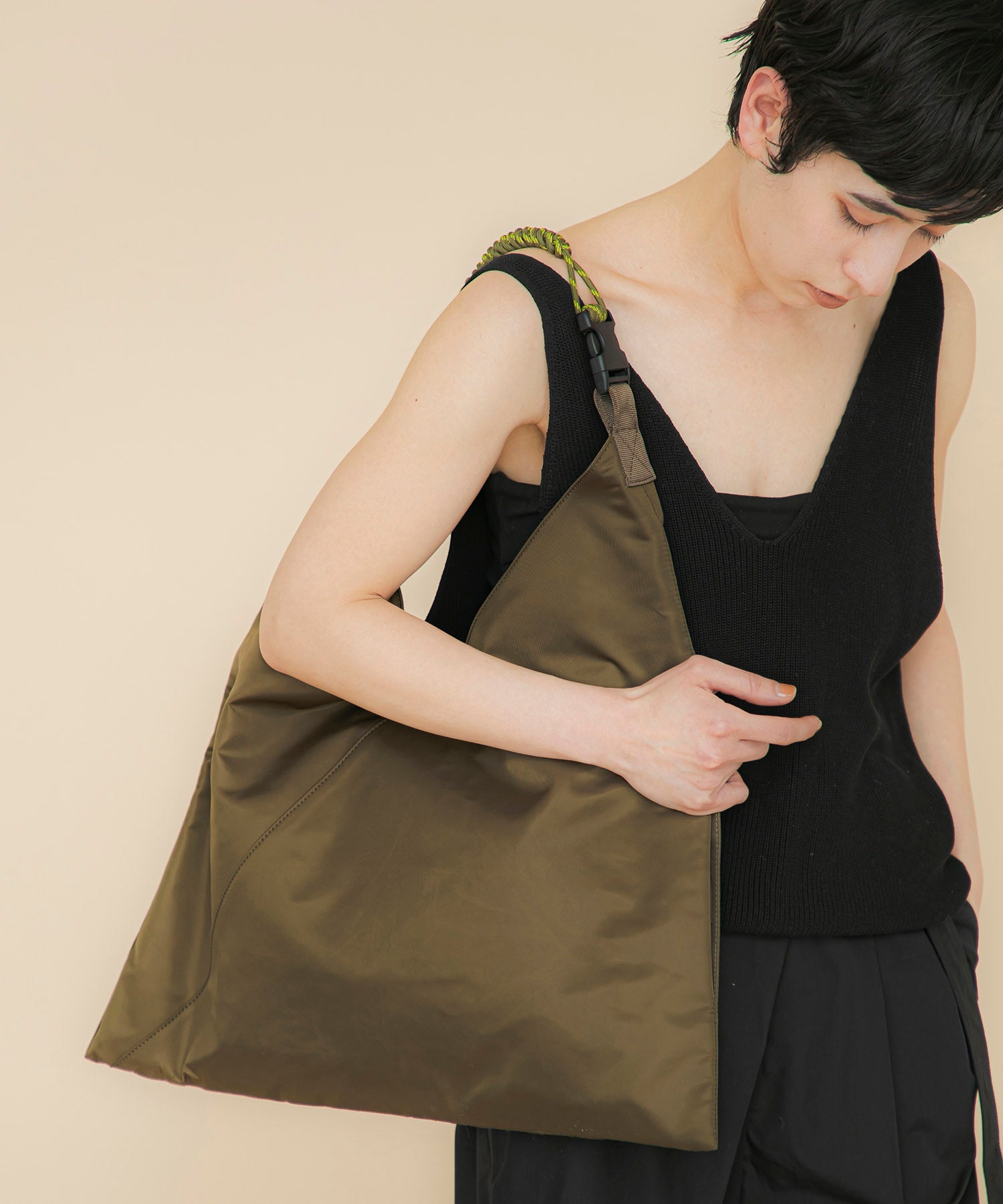 LE VERNIS] Paracord nylon azuma bag | CASSELINI ONLINE SHOP