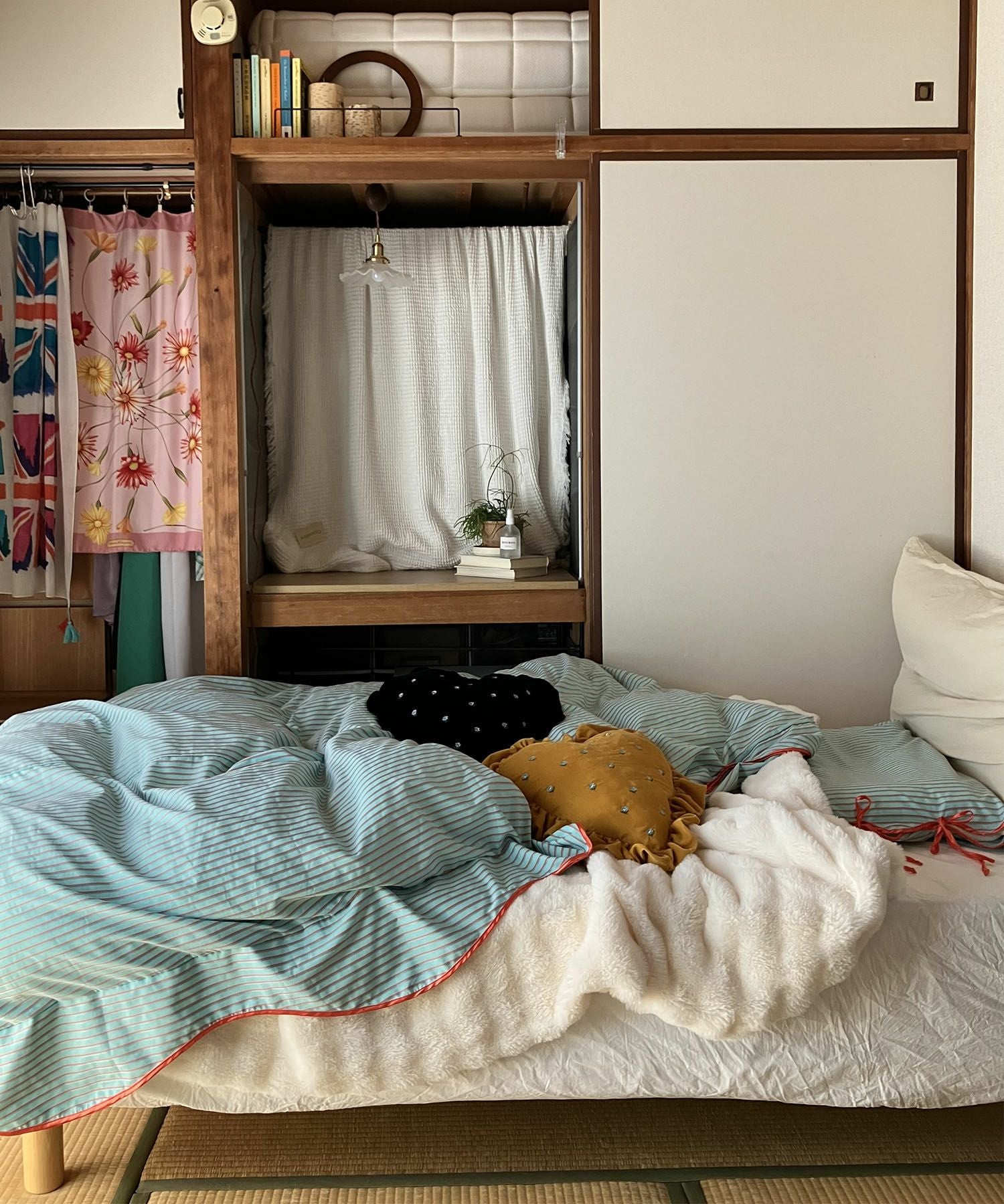 Casselini HOME(キャセリーニ ホーム)ハートフリルクッション