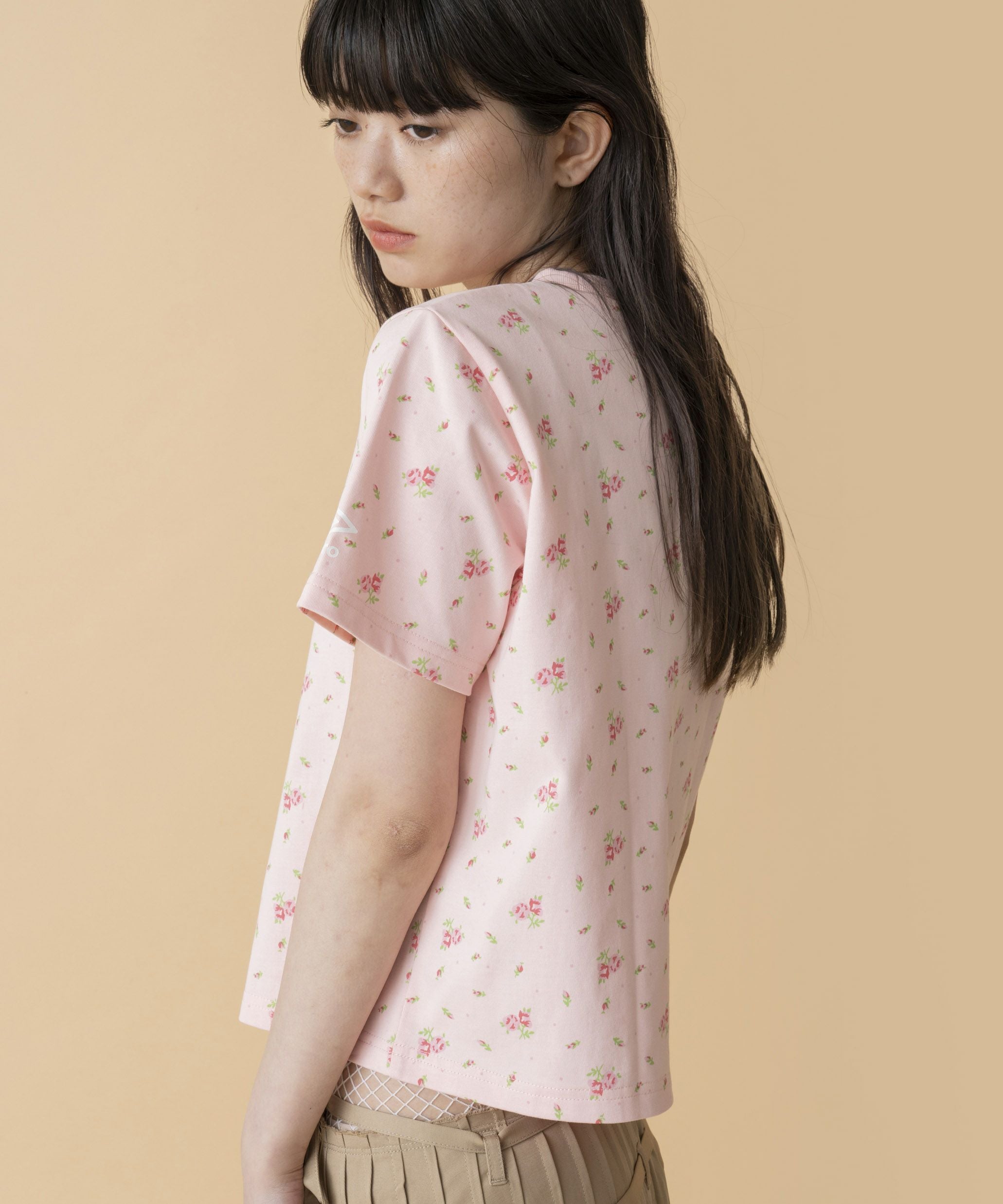 Casselini(キャセリーニ)【UMBRO × Casselini】花柄ロゴTシャツ