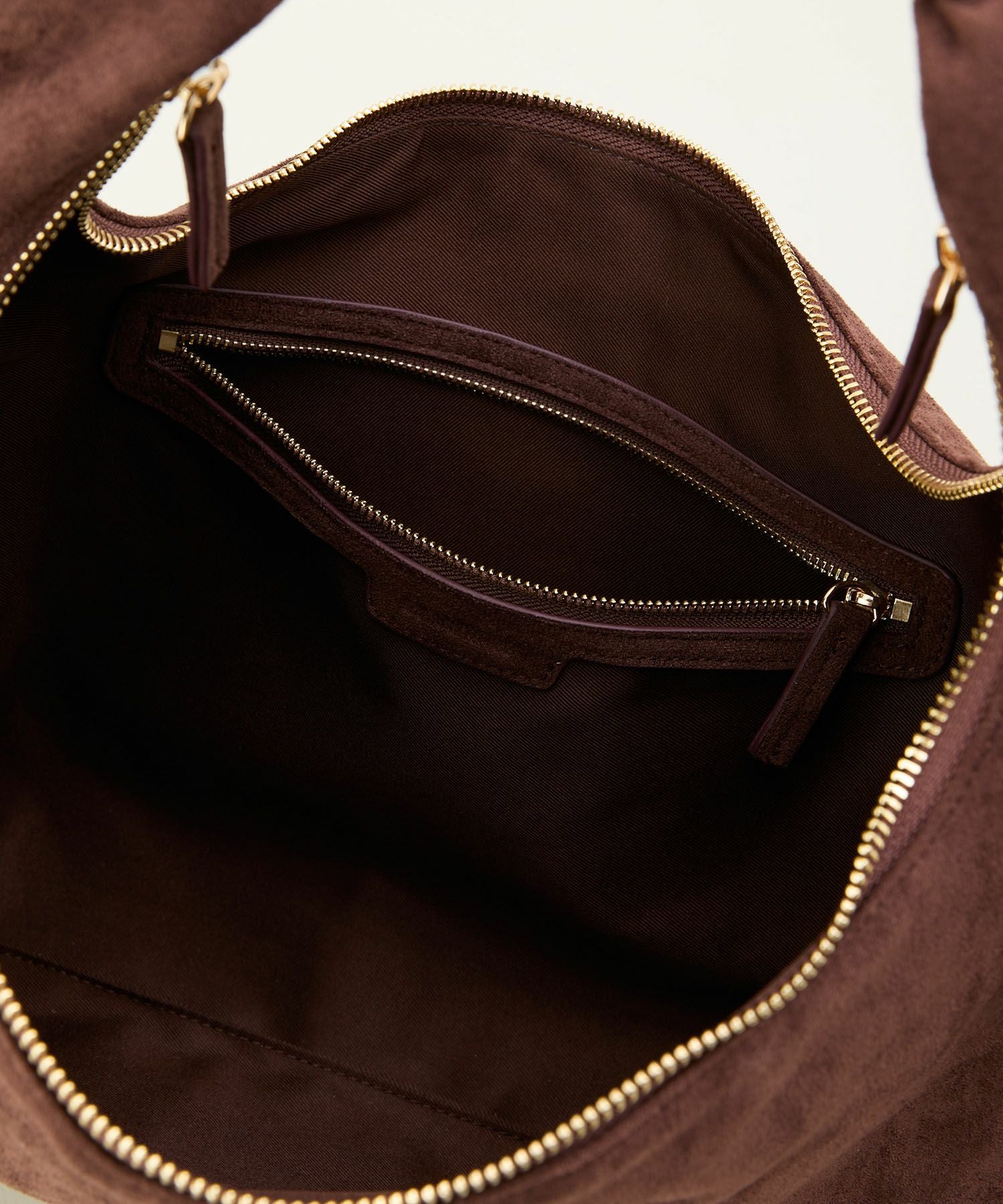 LE VERNIS] Sculpture triangle bag M | CASSELINI ONLINE SHOP