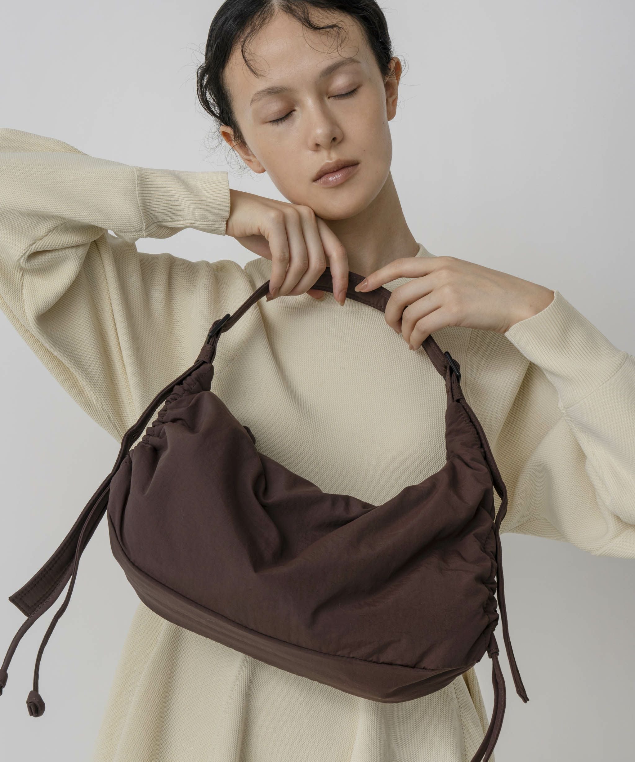 LE VERNIS] Stomach bag S | CASSELINI ONLINE SHOP