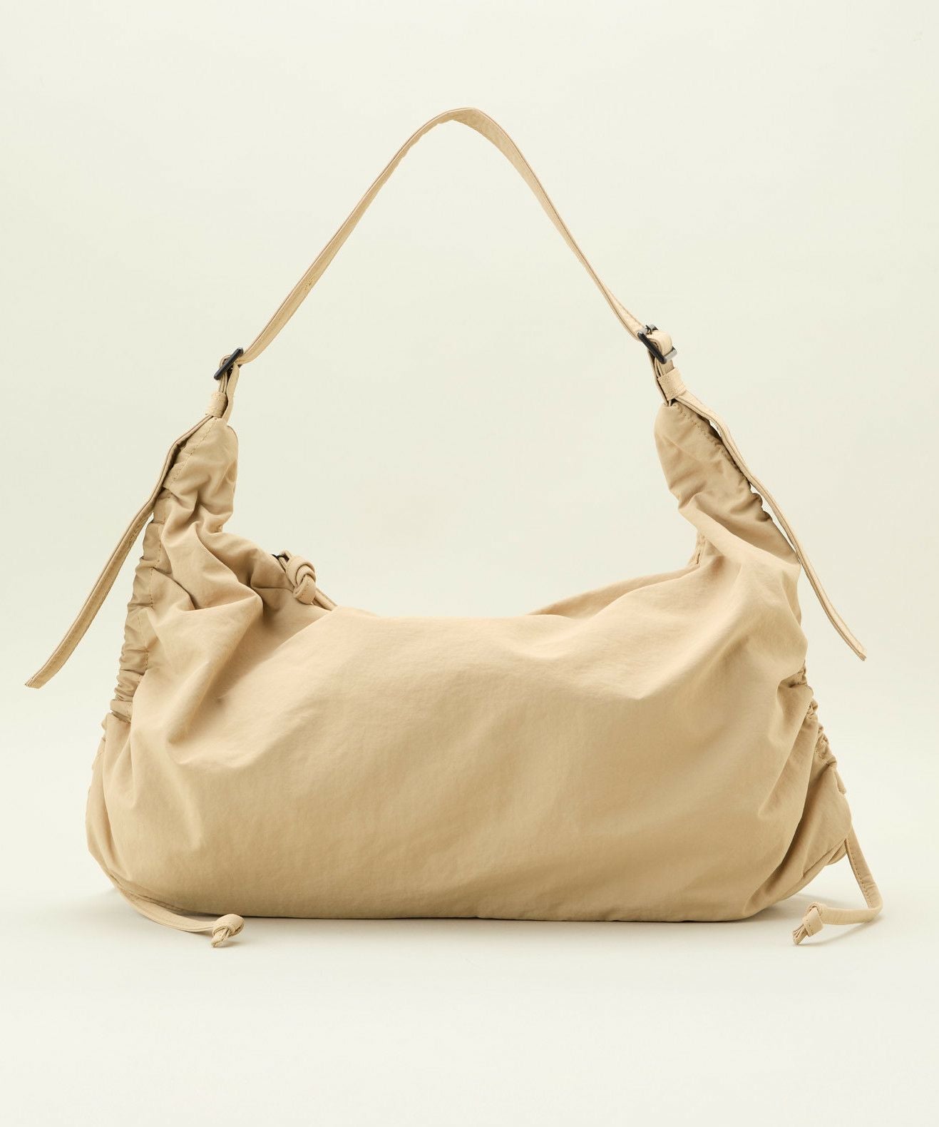 LE VERNIS] Stomach bag M | CASSELINI ONLINE SHOP
