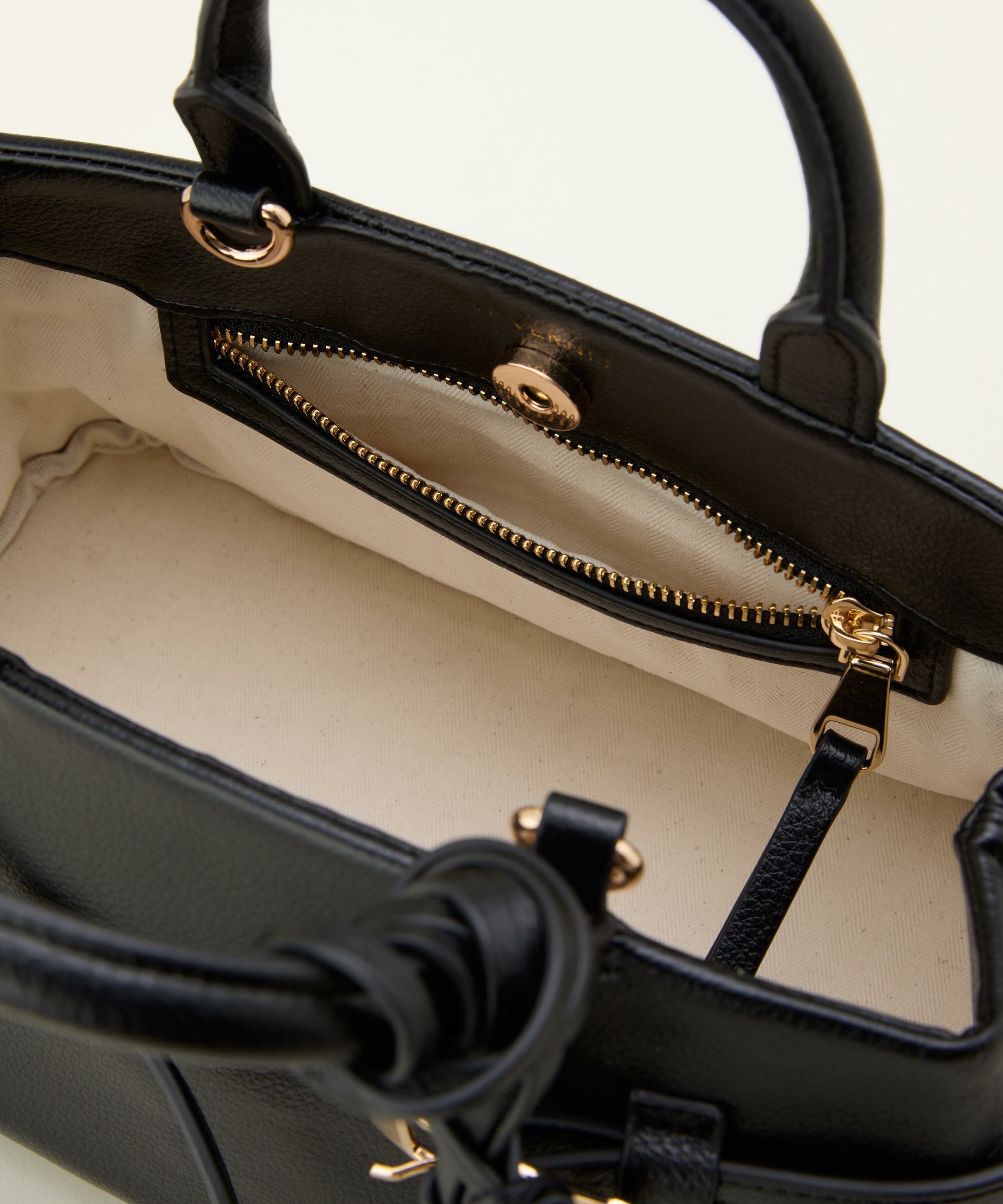 LE VERNIS] Poire charm bag | CASSELINI ONLINE SHOP