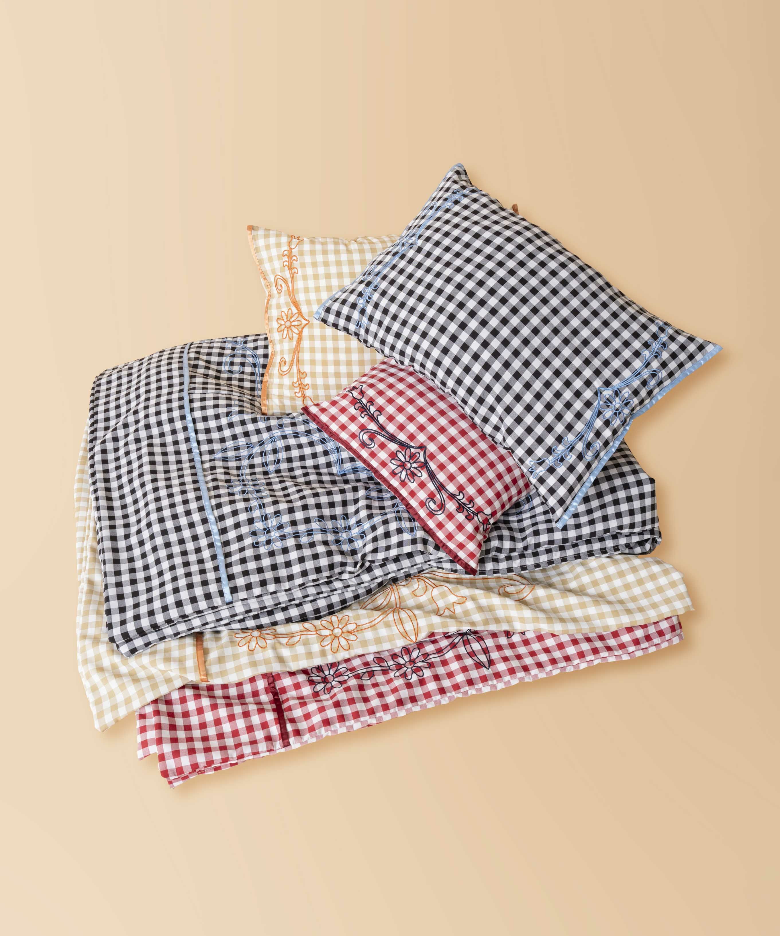 Casselini HOME(キャセリーニ ホーム)フラワー刺繍布団カバーセット