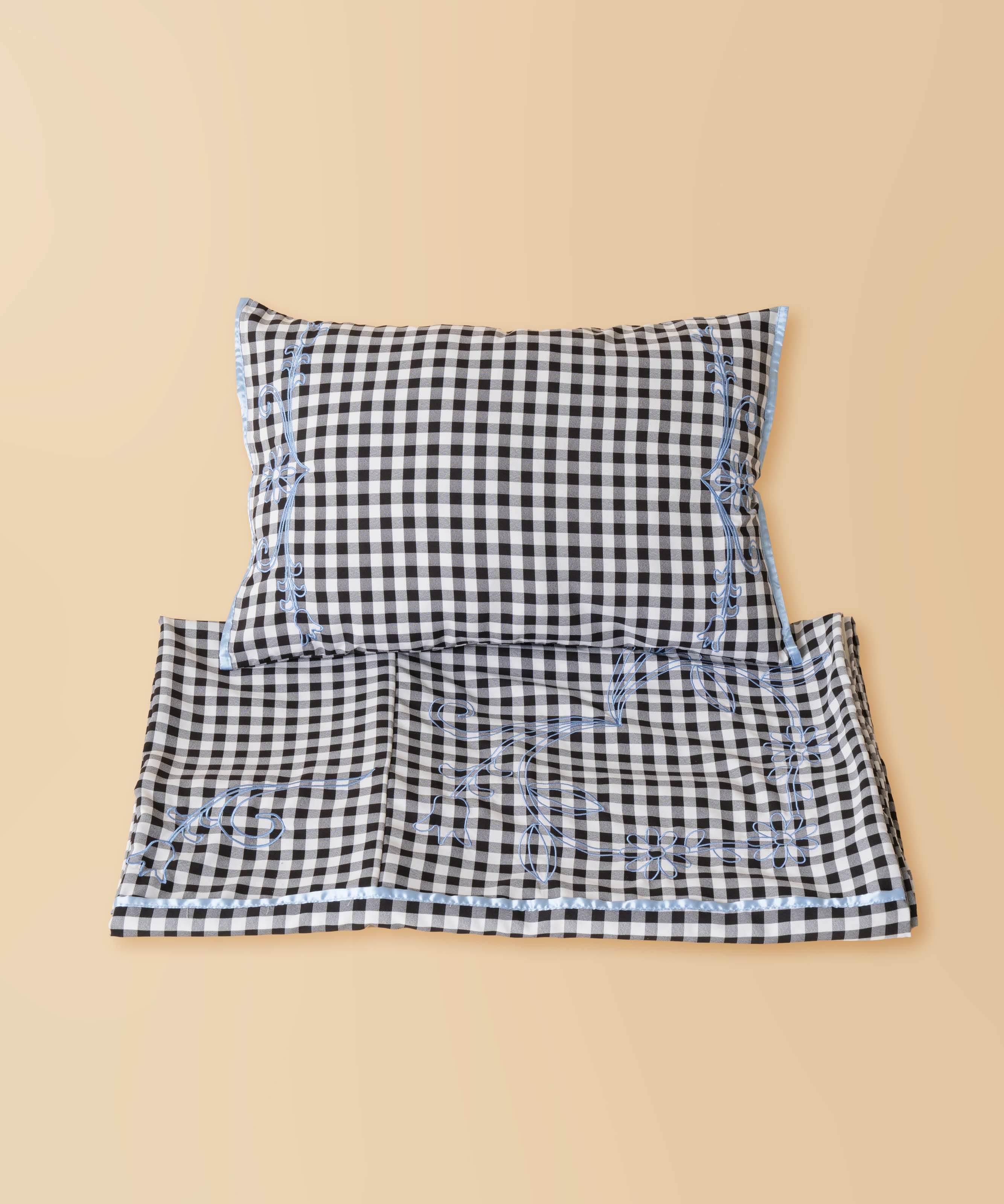 Casselini　布団カバー Casselini HOME(キャセリーニ ホーム)フラワー刺繍布団カバーセット