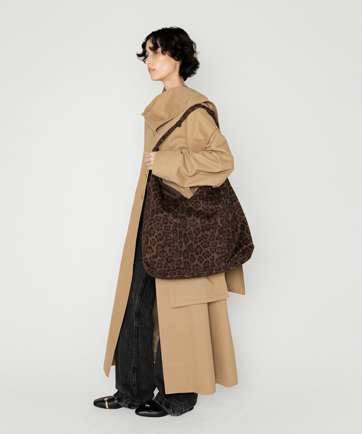 LE VERNIS] Knot handle bag | CASSELINI ONLINE SHOP