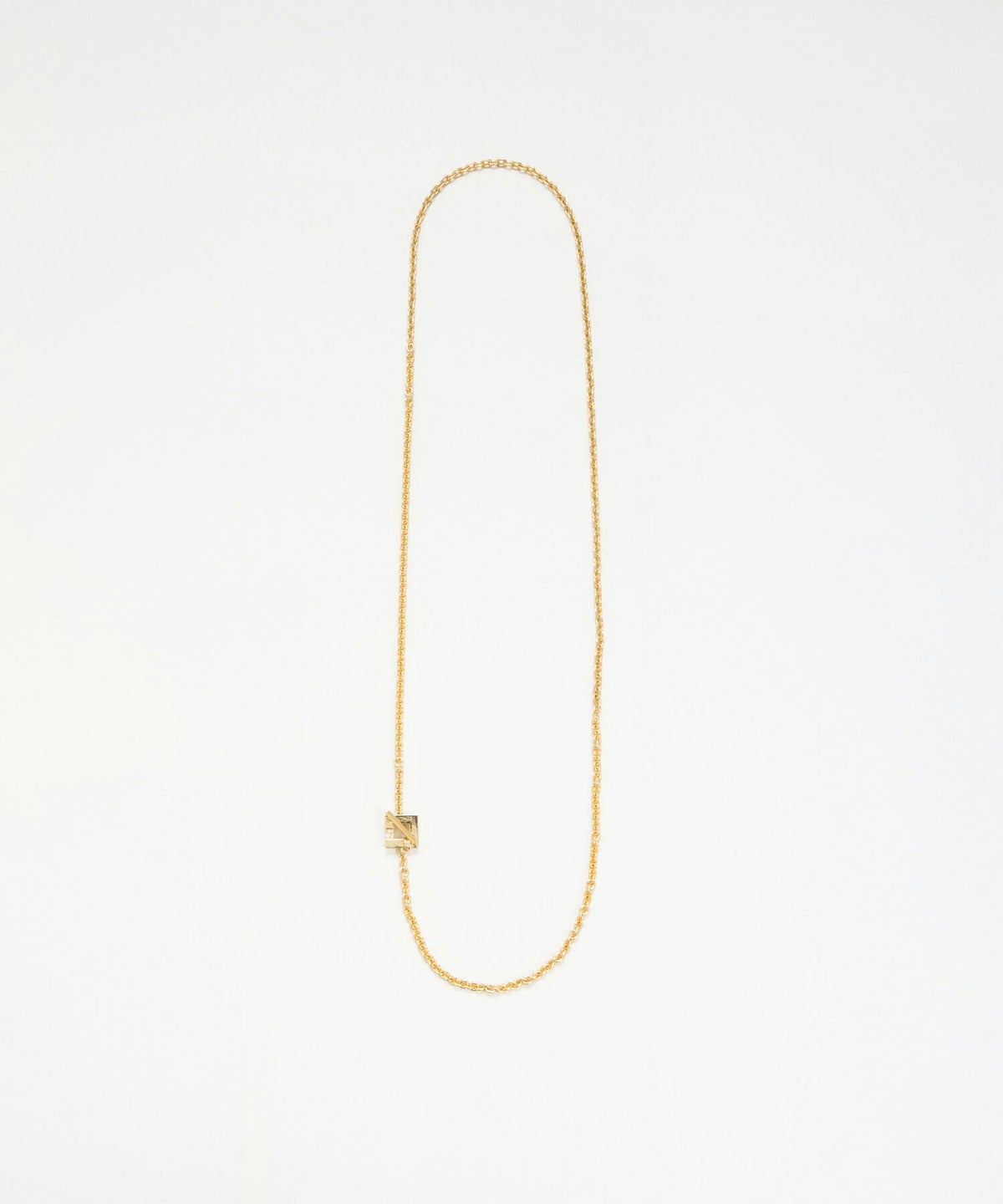 COLOR：ゴールド