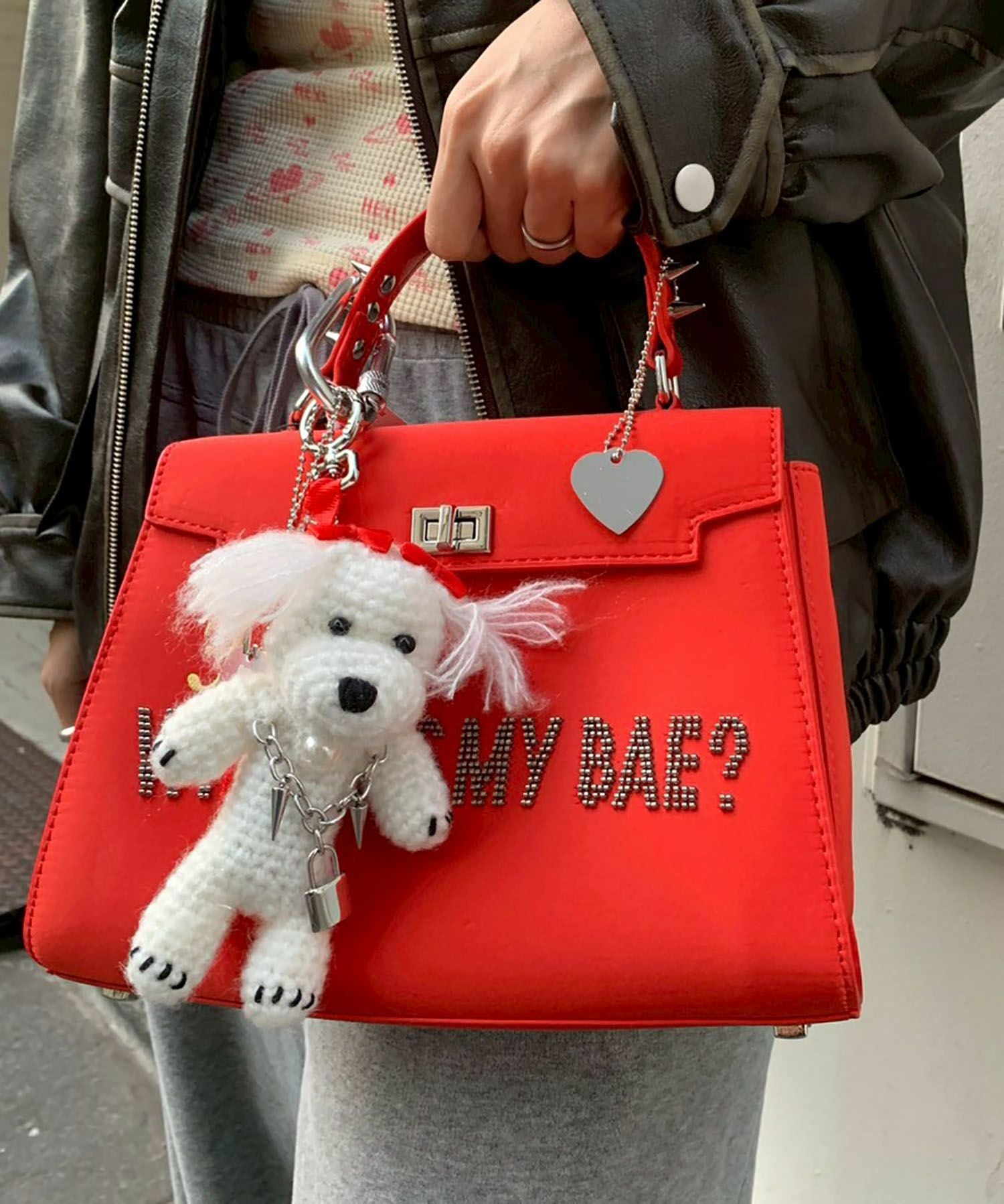 HEY! Mrs ROSE(ヘイ！ミセスローズ)Crochet Dog LipCharm | CASSELINI