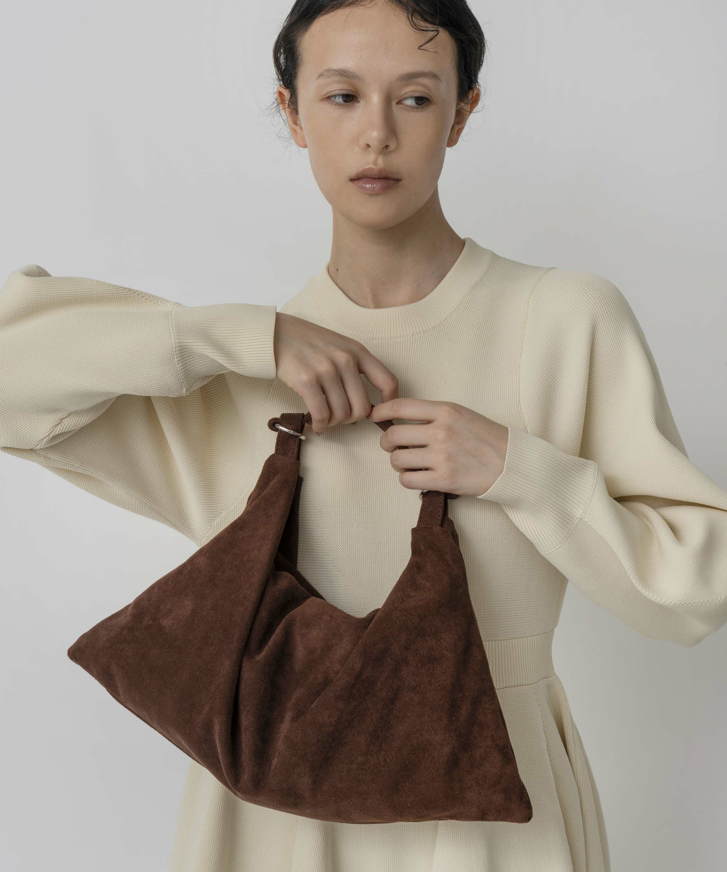 LE VERNIS] Triangle bag | CASSELINI ONLINE SHOP